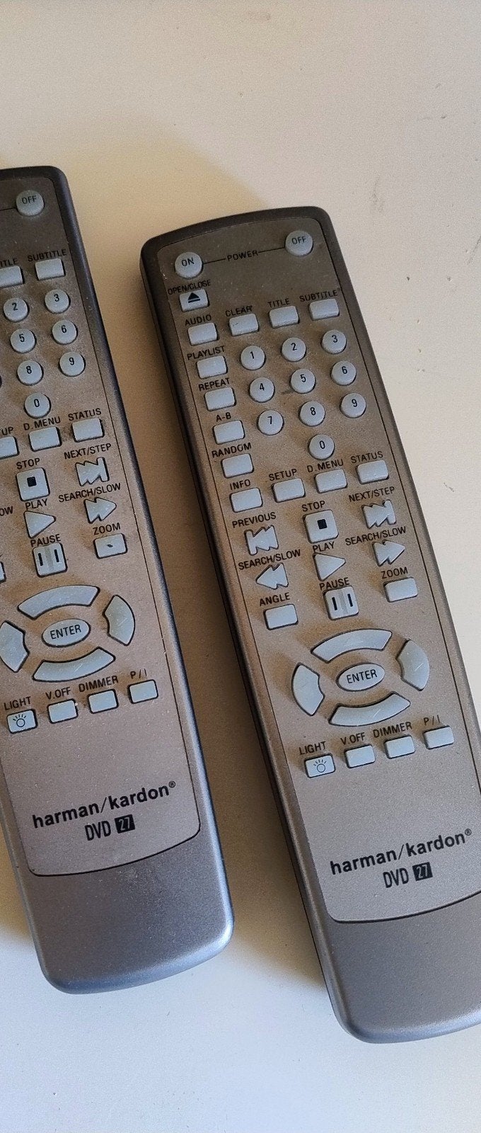 2x Harman/Kardon DVD 27 afstandsbediening (1x incompleet), Ophalen of Verzenden, Gebruikt, Origineel, Dvd