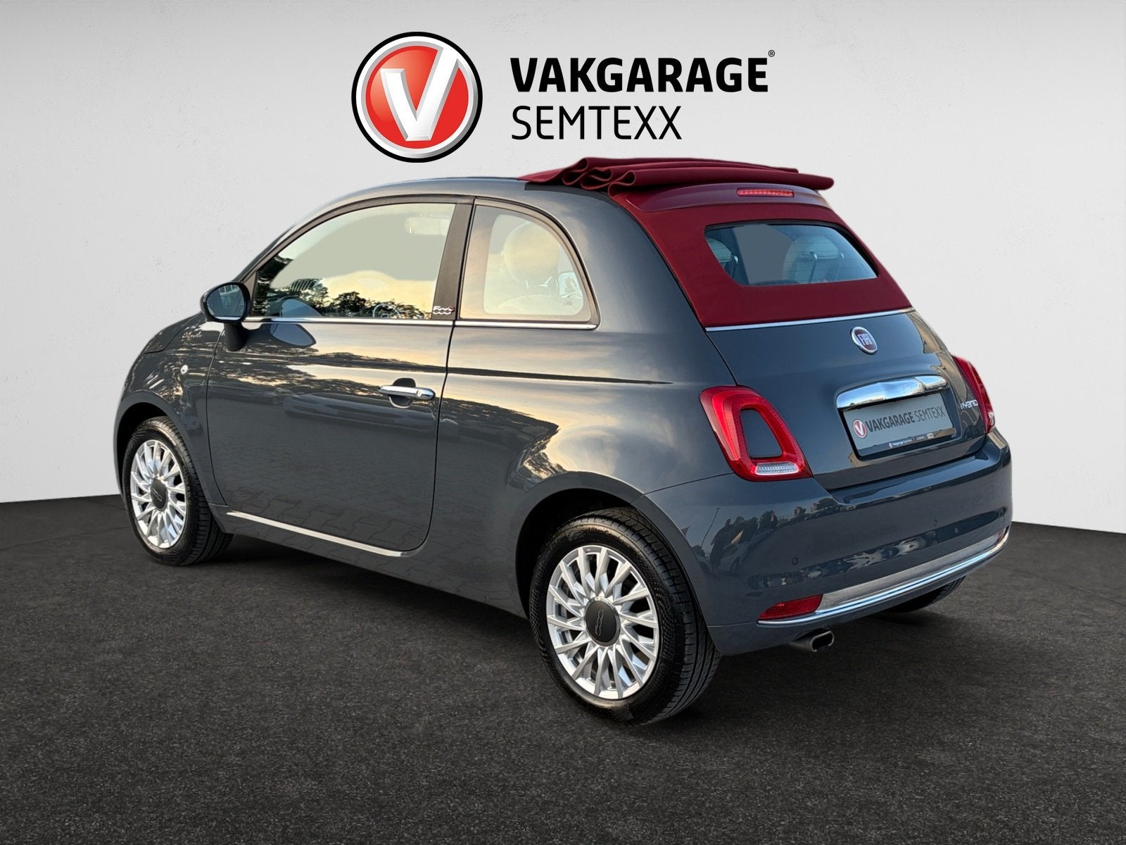 Fiat 500 1.0 Hybrid Dolcevita | Airco | PDC Achter | Half Le, LED verlichting, 4 stoelen, Leder en Stof, Bedrijf