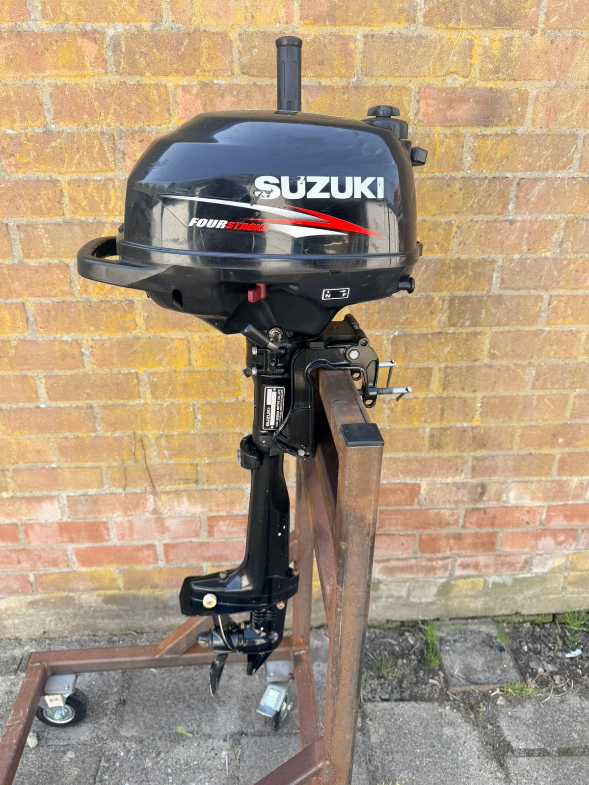 Suzuki 2.5 PK Buitenboordmotor 4 takt., Watersport en Boten, Buiten- en Binnenboordmotoren, Ophalen, Gebruikt, Minder dan 5 pk