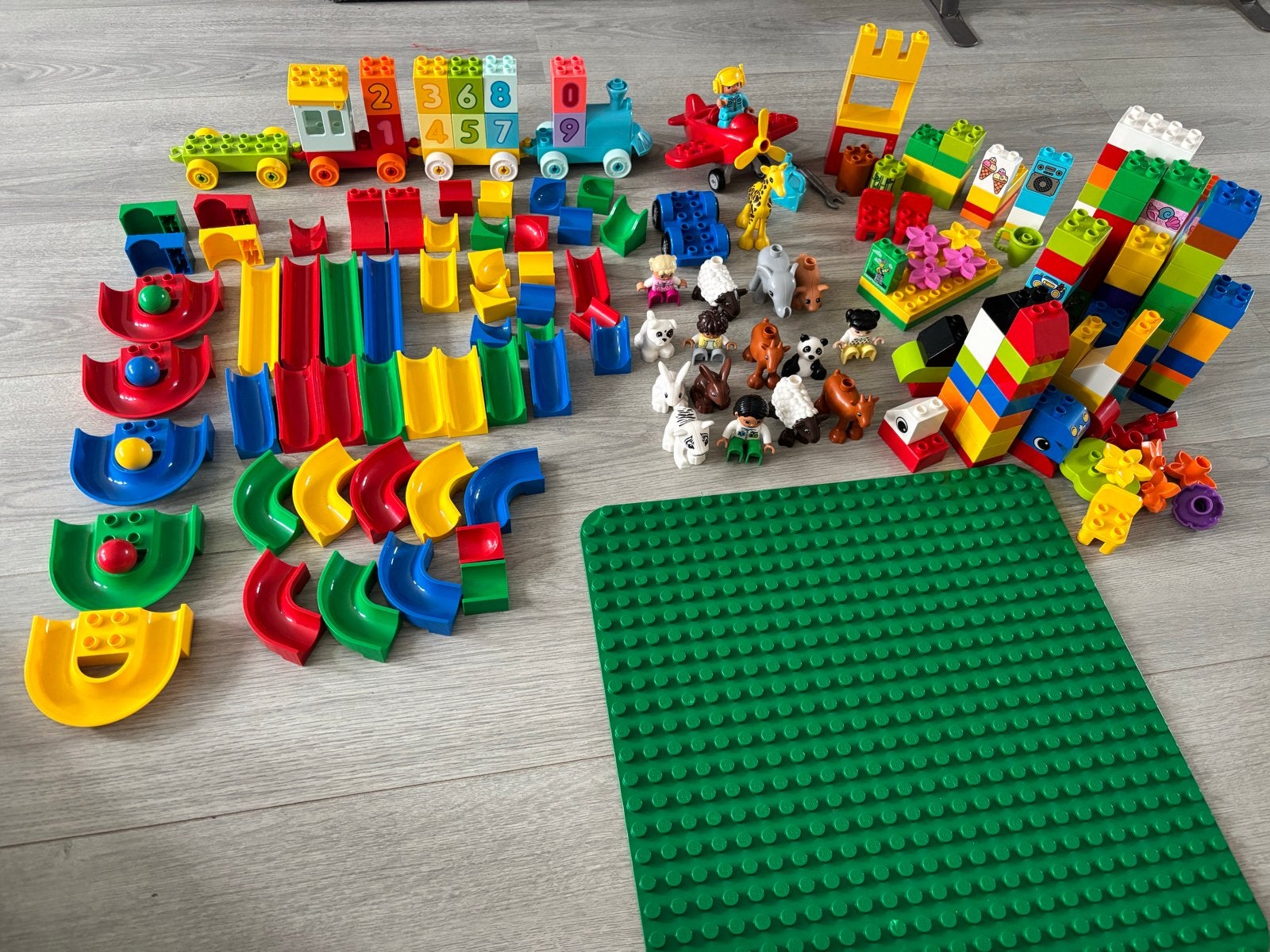 Groot Duplo pakket (oa Hubelino knikkerbaan), Kinderen en Baby's, Inclusief minifiguren, Ophalen of Verzenden, Zo goed als nieuw