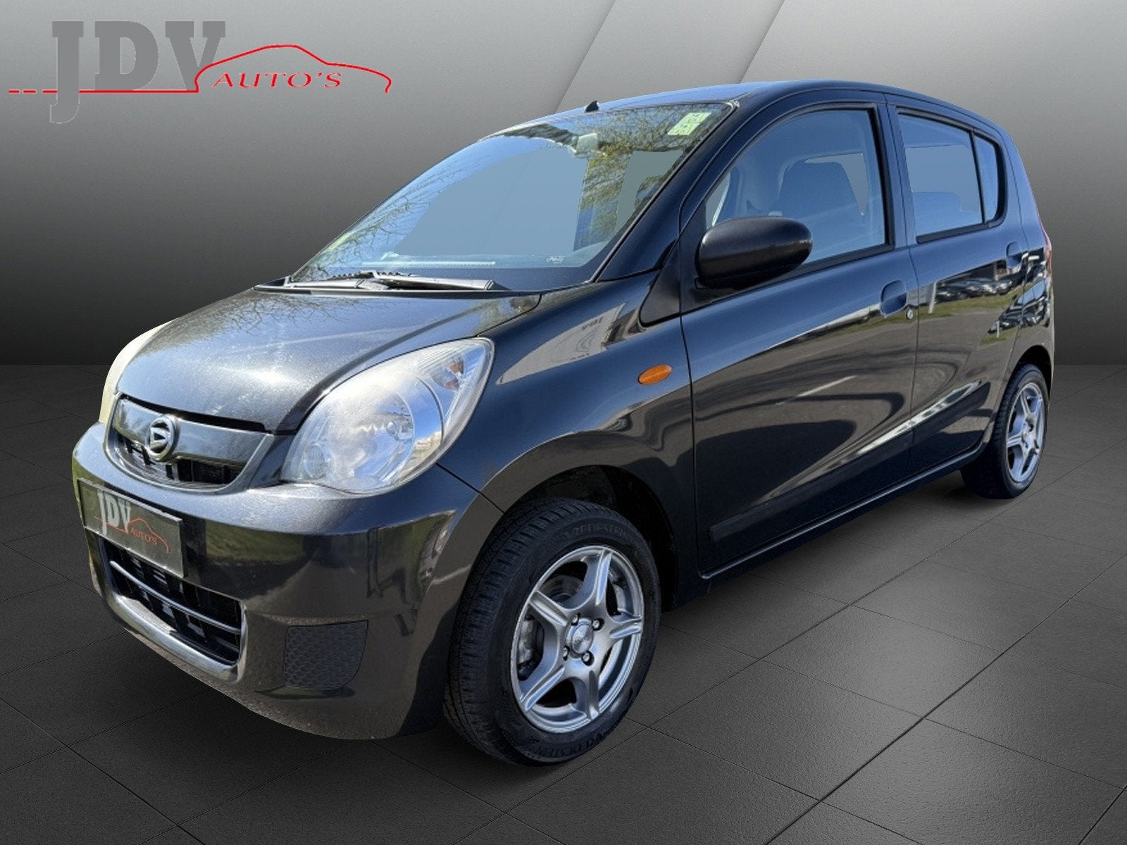 Daihatsu Cuore 1.0 Cup vanaf €48,- p/m Airco/stuurbekracht, Voorwielaandrijving, Stof, 18 €/maand, 4 stoelen