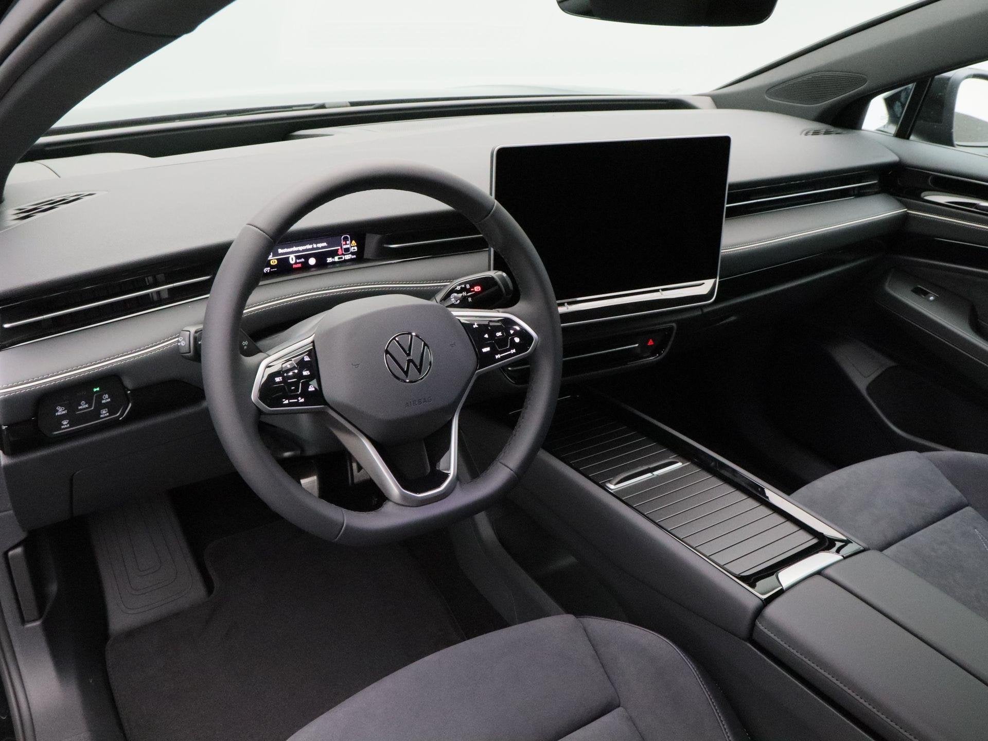 Volkswagen ID.7 Tourer Pro S Limited Edition 86 kWh 286 PK |, Achterwielaandrijving, Zwart, 2135 kg, Zwart
