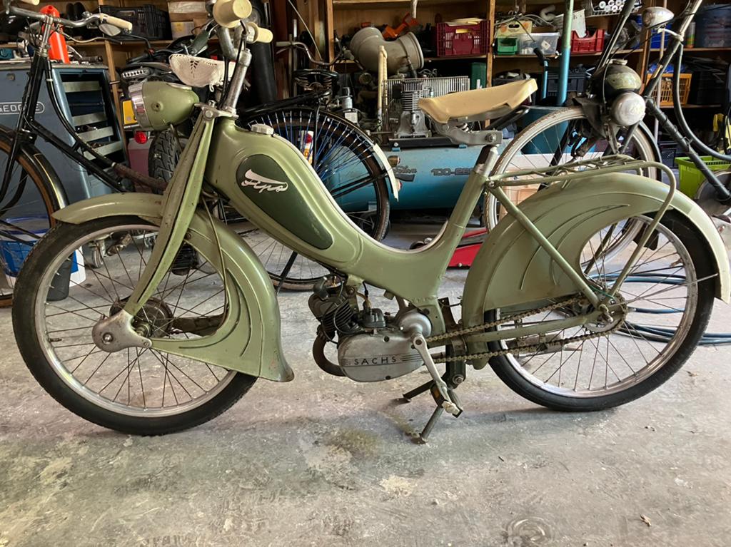 Oldtimer dames brommer Triumph TWN FiPS, Fietsen en Brommers, Brommers | Oldtimers, Ophalen, Overige merken