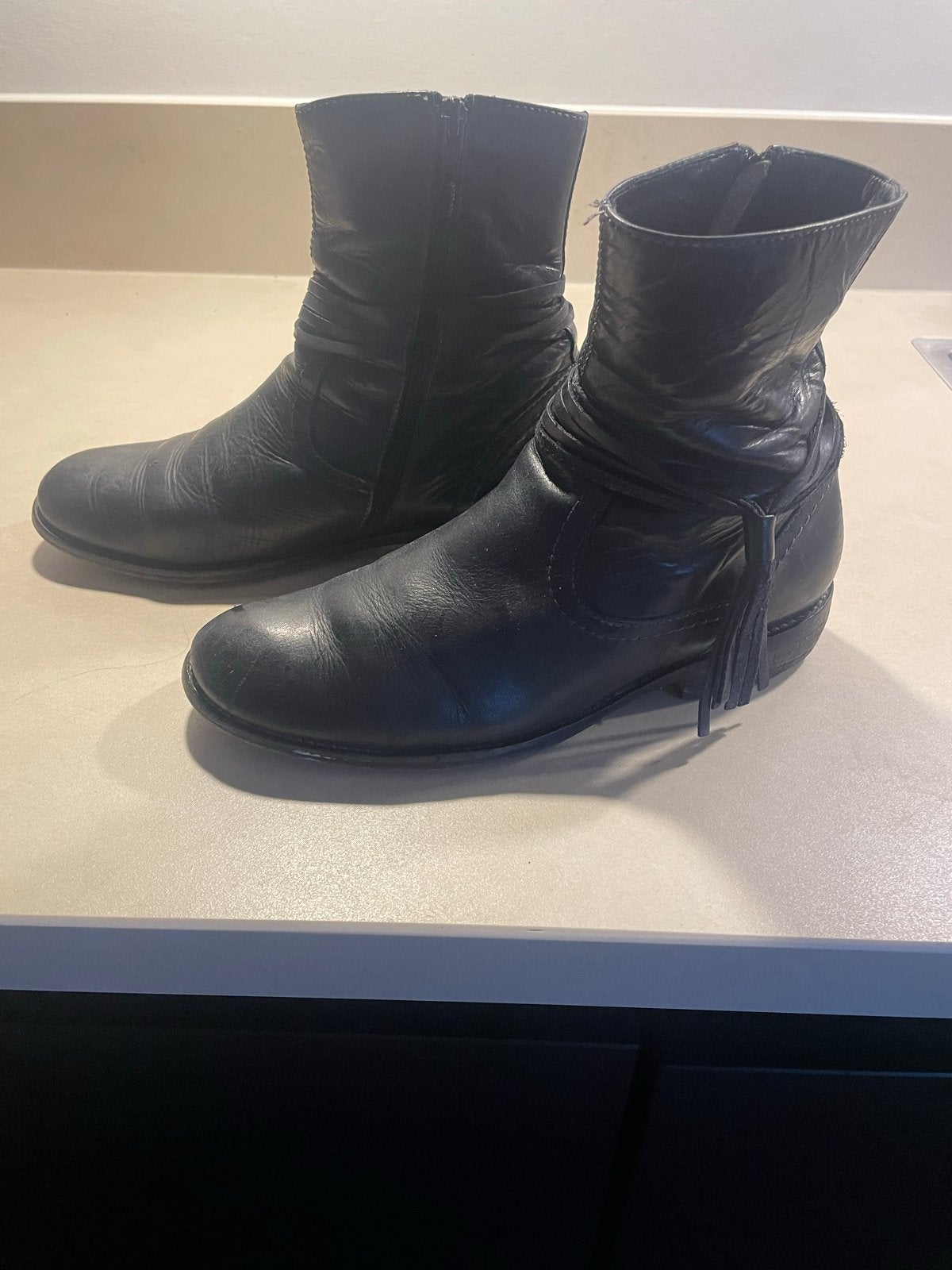 Wolky laarsjes, donkerblauw/zwart, voor steunzolen, Kleding | Dames, Zwart, Lage of Enkellaarzen, Ophalen of Verzenden, Gedragen