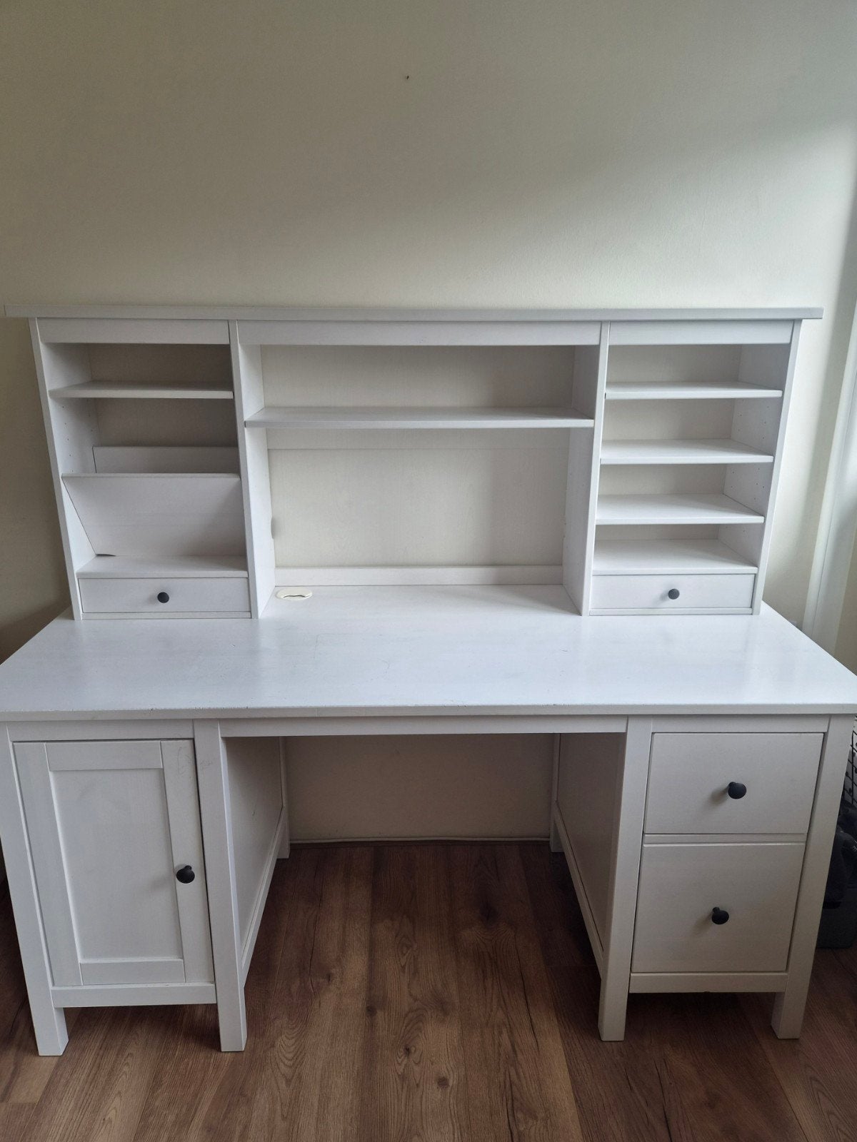 Bureau Hemnes Ikea, met opzetstuk