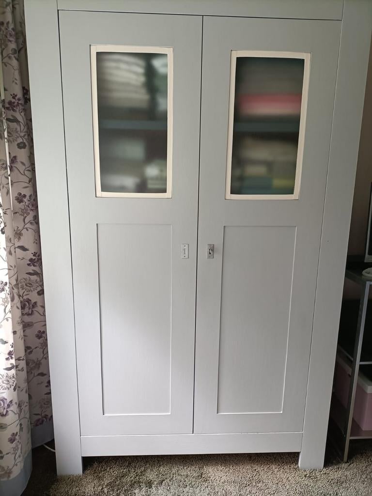 Grijze kledingkast, Ophalen, Glas, 50 tot 100 cm, Modern