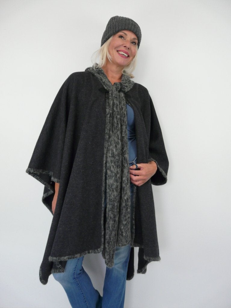 *Abfab Vintage Donkergrijze Cape Mantel L/XL*, Ophalen of Verzenden, Zo goed als nieuw, Maat 42/44 (L), Grijs