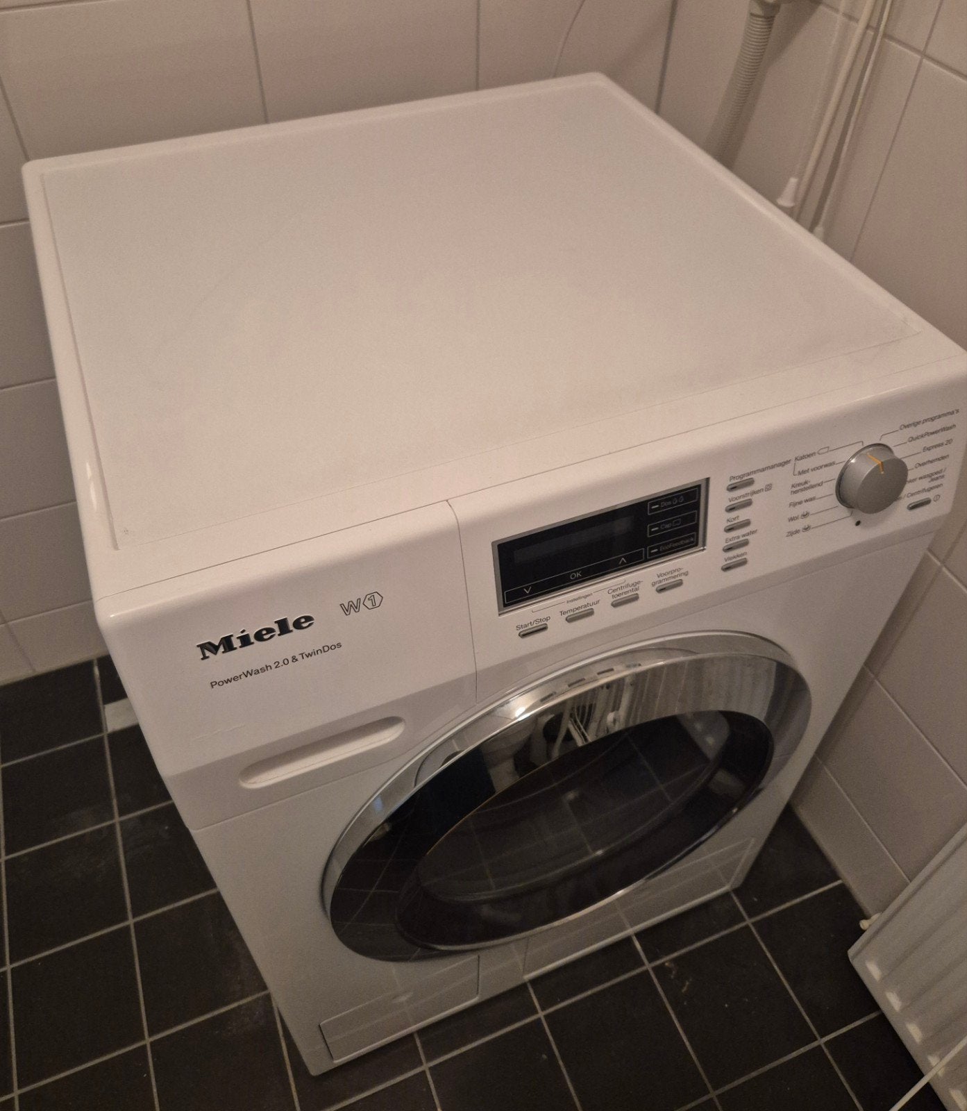 Miele W1 Powerwash 2.0 & TwinDos wasmachine, 8 tot 10 kg, Ophalen, 1600 toeren of meer, 85 tot 90 cm