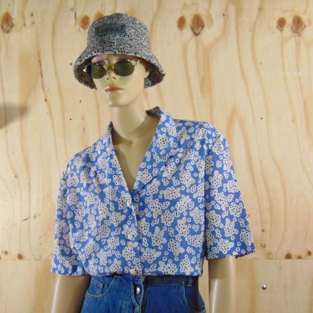 Vintage blauwe 90s blouse met print maat 44 / 46, Maat 42/44 (L), Zo goed als nieuw, Vintage, Verzenden