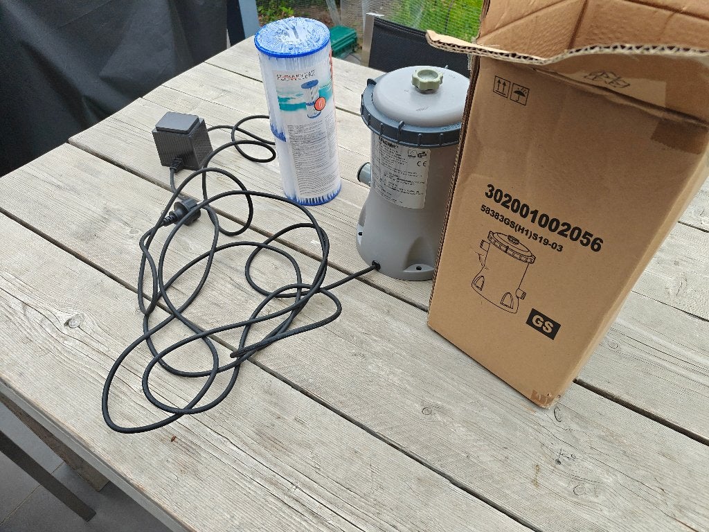 Bestway Flowclear filterpomp compleet +12 NIEUWE cartridges, Tuin en Terras, Ophalen of Verzenden, Zo goed als nieuw, Filter