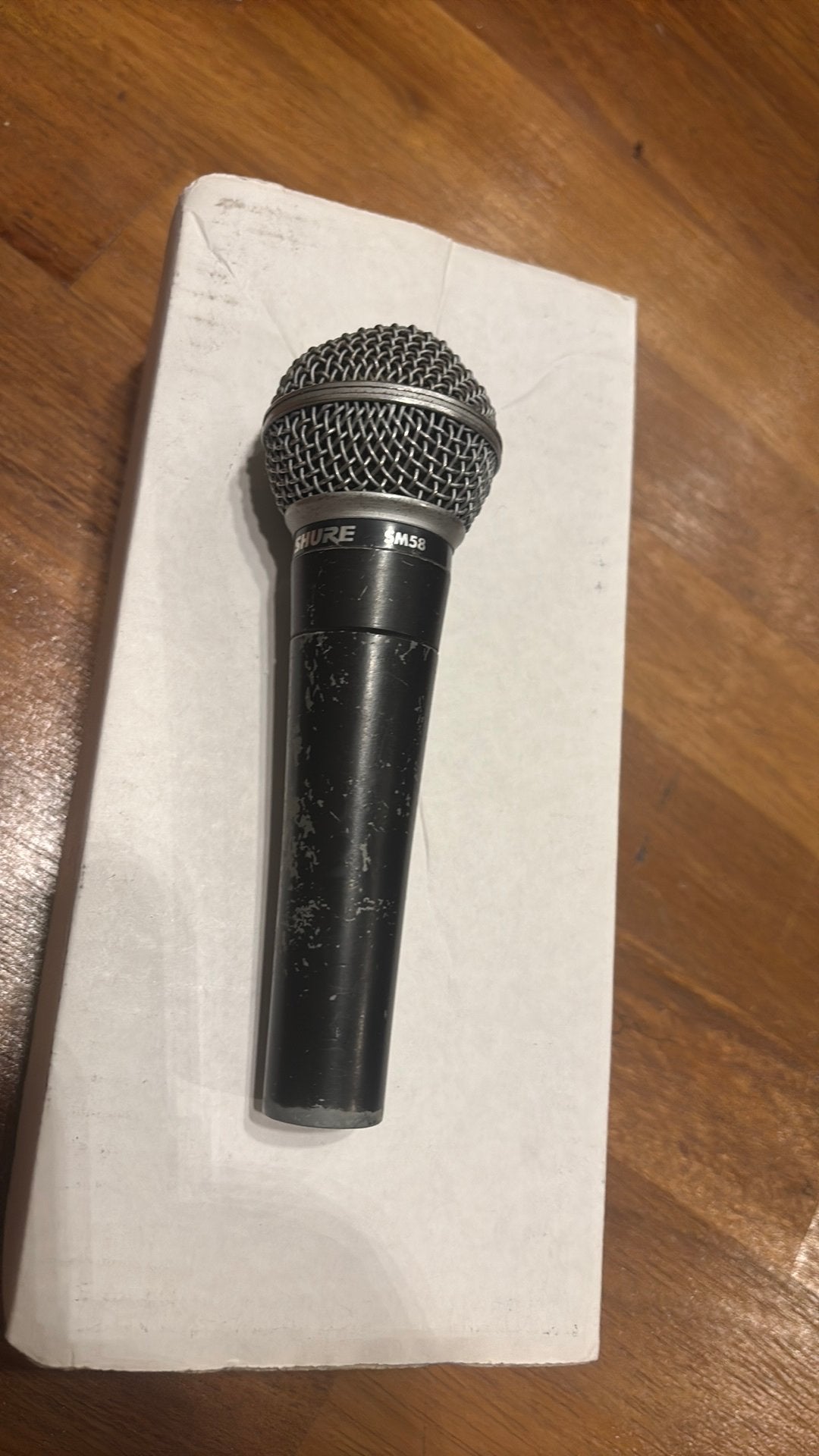 Shure SM58 Microphone / Microfoon oudje maar werkt prima!, Muziek en Instrumenten, Microfoons, Ophalen of Verzenden, Gebruikt