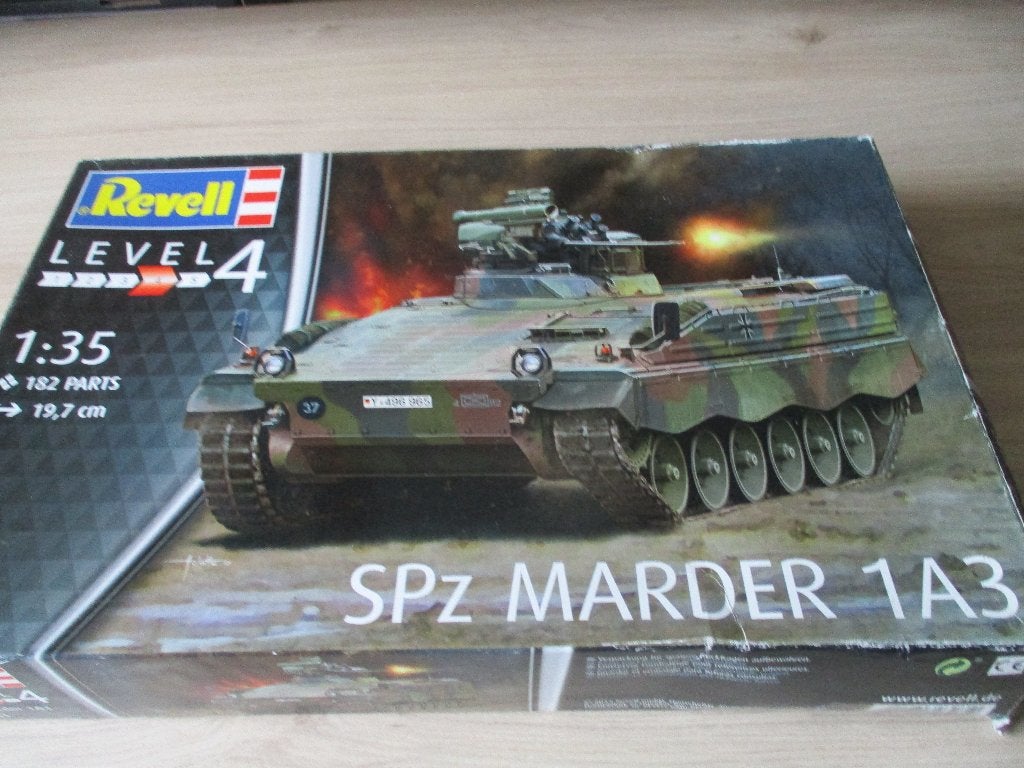 Revell Spz marder 1A3, Tank, Ophalen of Verzenden, Zo goed als nieuw, 1:32 tot 1:50