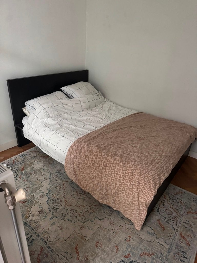 Double Bed with Mattress and frame (IKEA), Huis en Inrichting, Slaapkamer | Bedden, Ophalen, Gebruikt, Tweepersoons, 160 cm