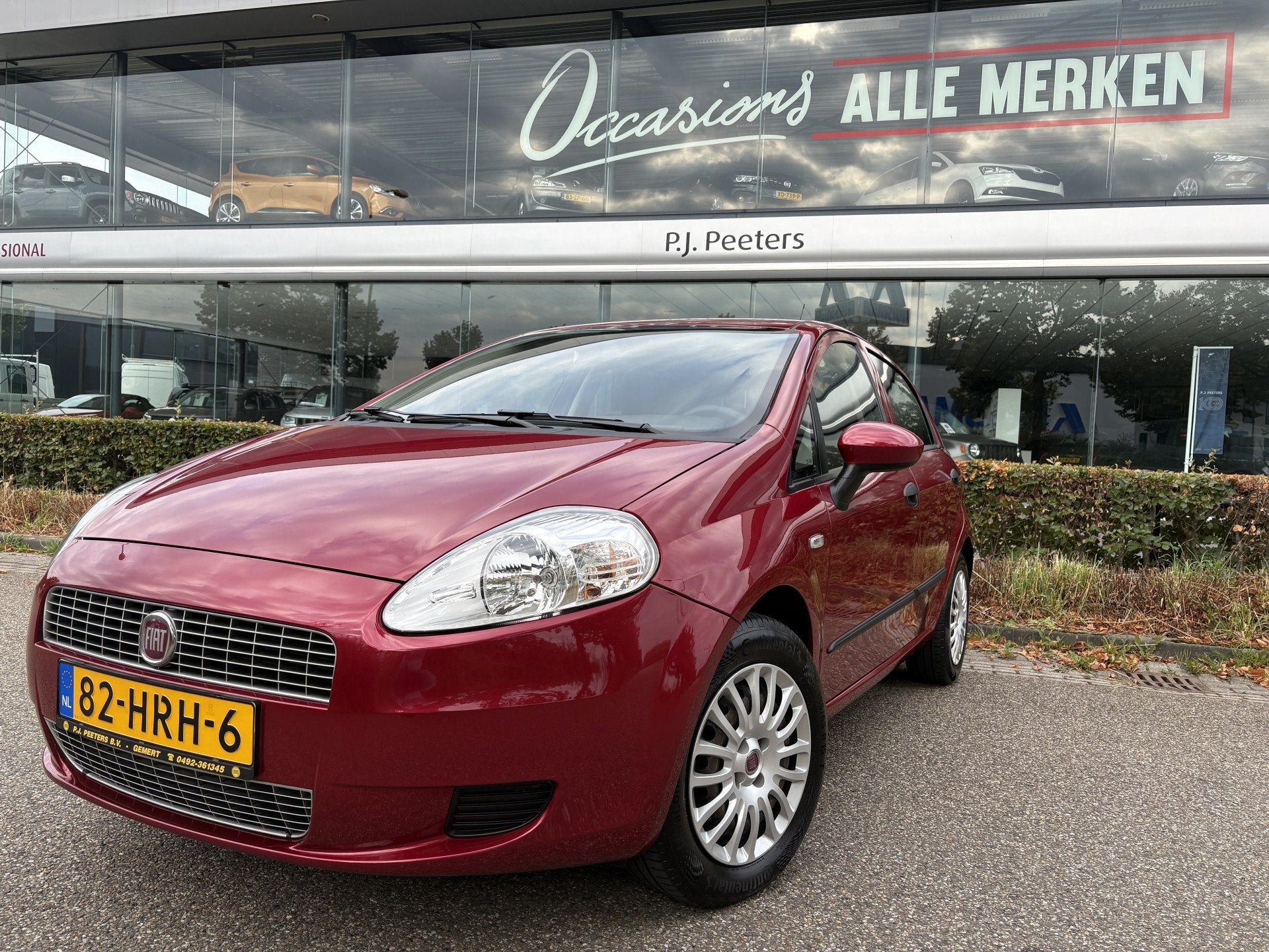 Fiat Grande Punto 1.4 Active Radio/Cd speler - Licht metalen, Auto's, Fiat, Voorwielaandrijving, Stof, 4 cilinders, 400 kg