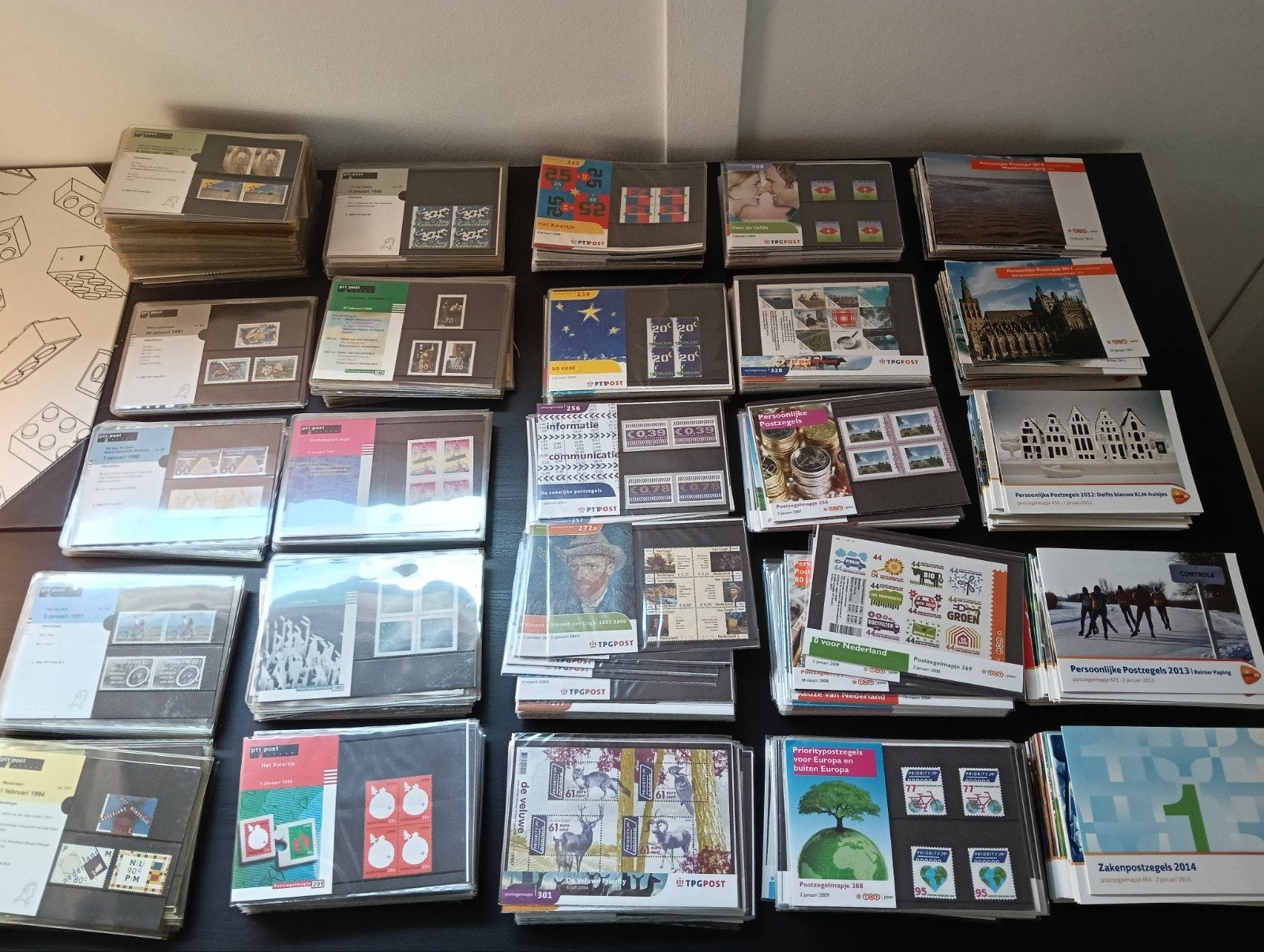 Postzegelmapjes complete jaargangen 1982-2014 - 1-512b, Postzegels en Munten, Ophalen, Na 1940, Postfris
