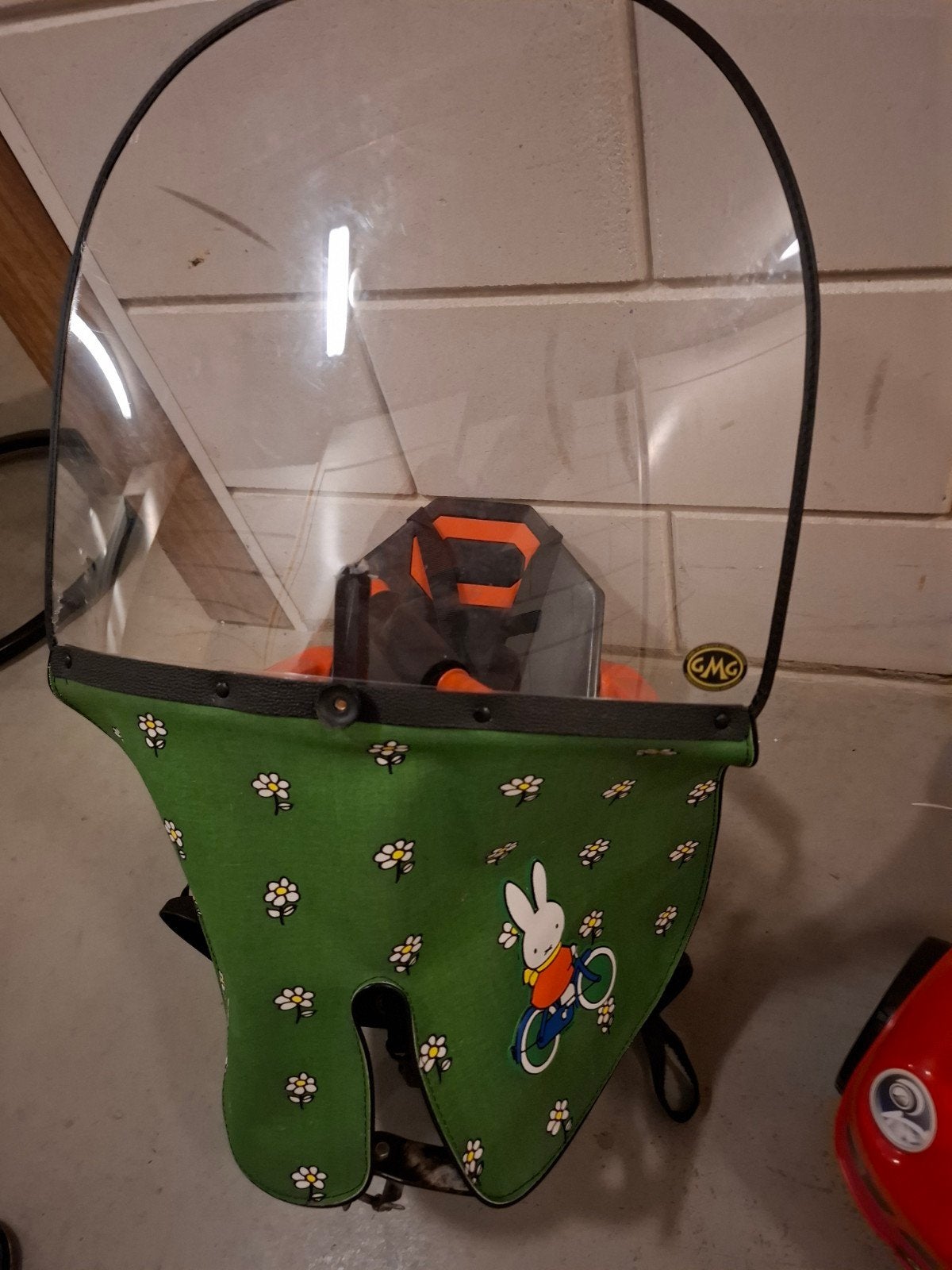 Nijntje kinderzitje voorop en rood autootje, GMG, Voorzitje, Ophalen of Verzenden, 0 t/m 13 kg