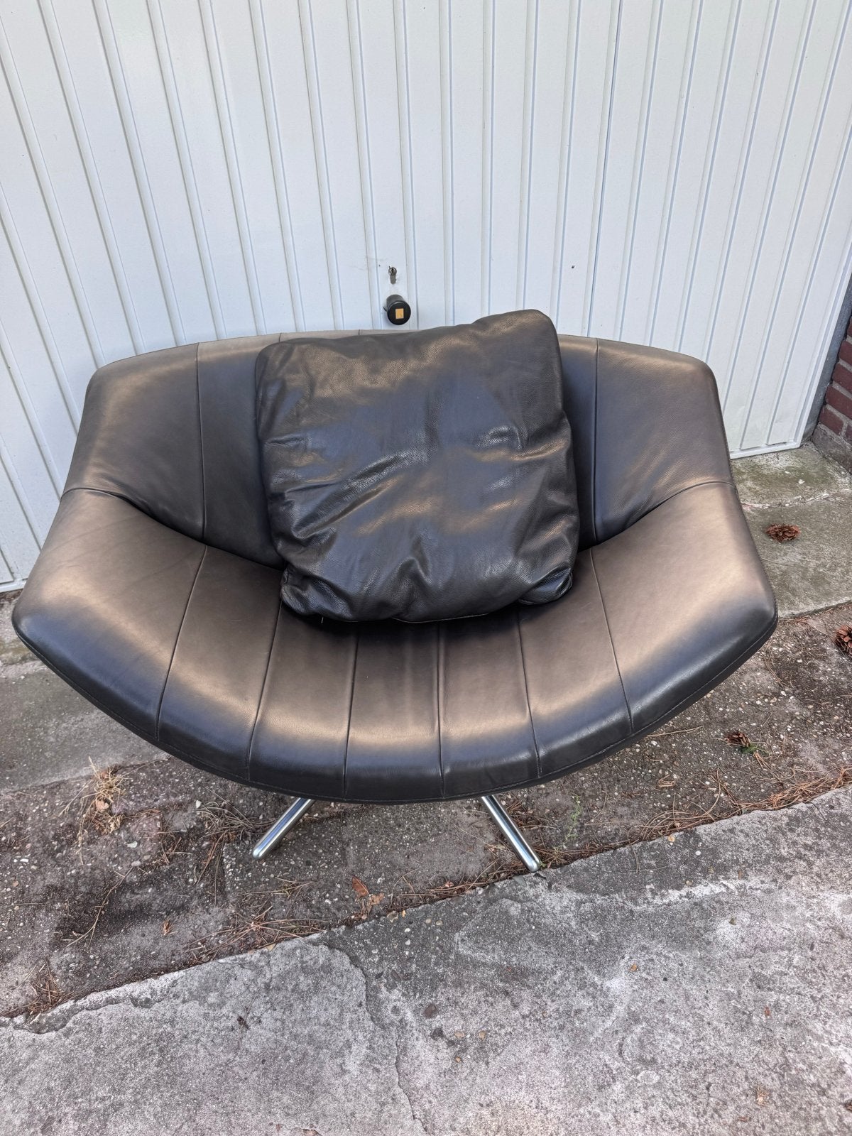 Zwarte Draai fauteuil - Van den Bergh - Gigi, Ophalen, Gebruikt, Leer, 75 tot 100 cm