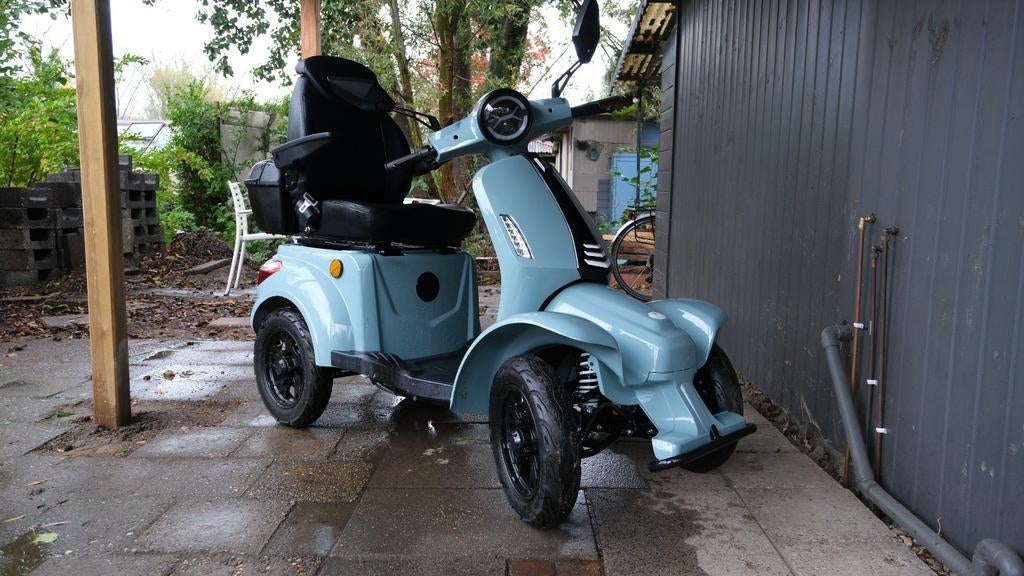 Nieuwe luxe scootmobiel te koop, Ophalen, 16 km/u of meer