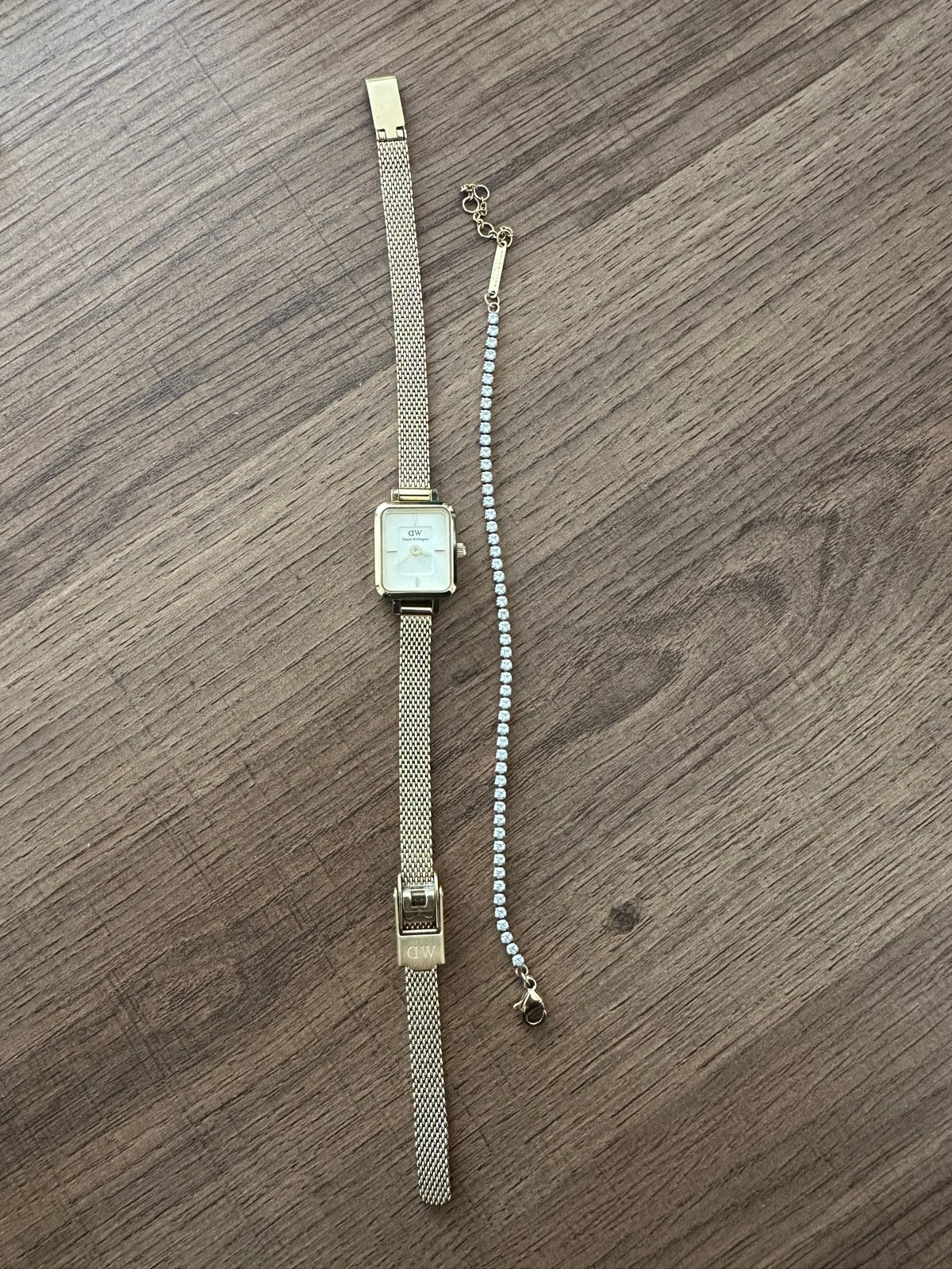 Daniel Wellington Quadro Mini horloge goud met armband, Staal, Polshorloge, Zo goed als nieuw, Met strass