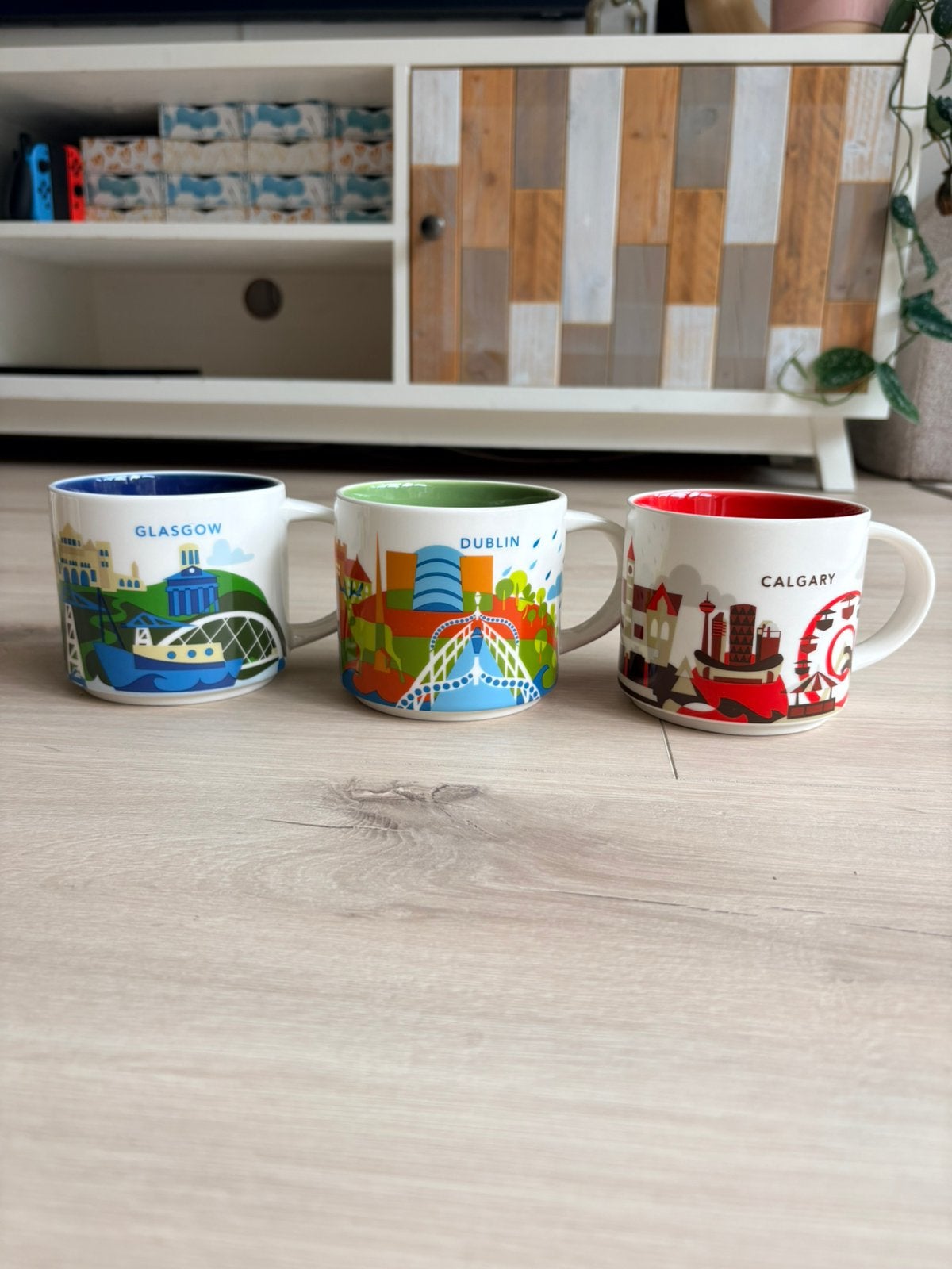 Starbucks city mugs -you are here - Glasgow, Dublin, Calgary, Ophalen of Verzenden, Zo goed als nieuw