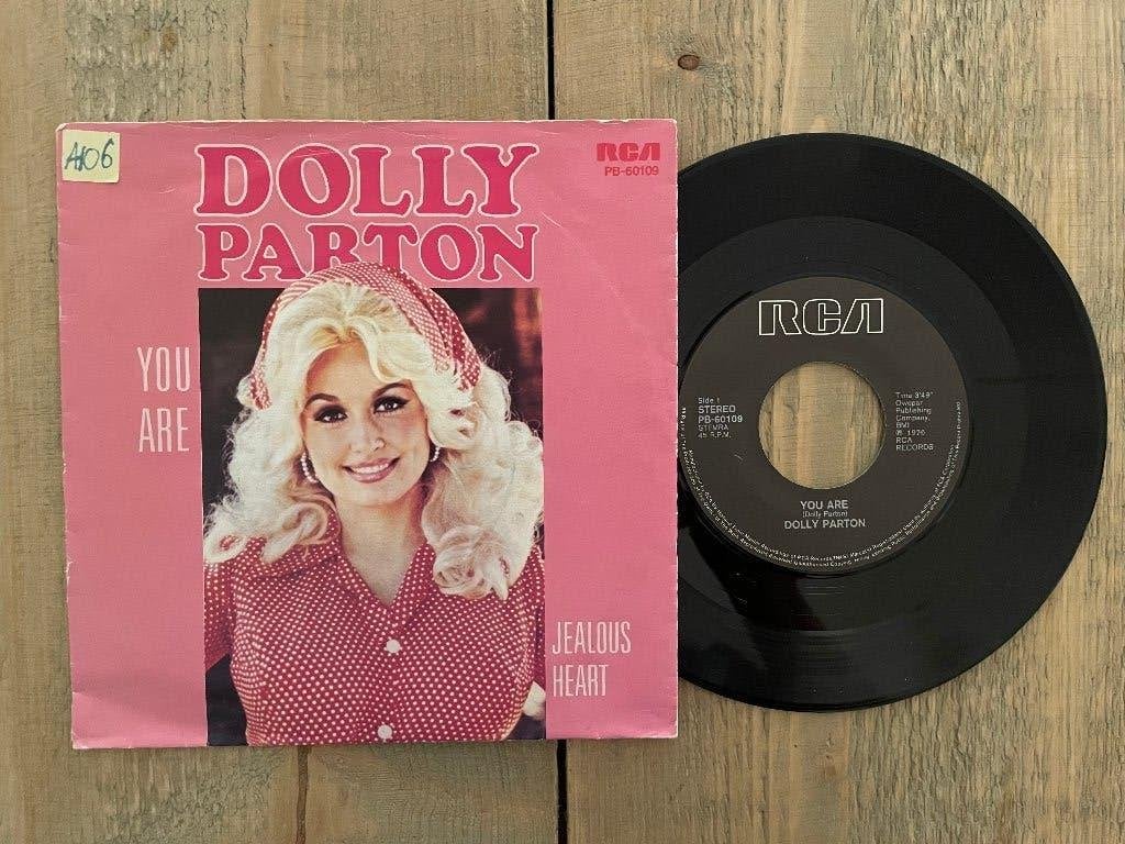 VINYL SINGLE Dolly Parton - You Are, Gebruikt, 7 inch, Ophalen of Verzenden, Overige typen