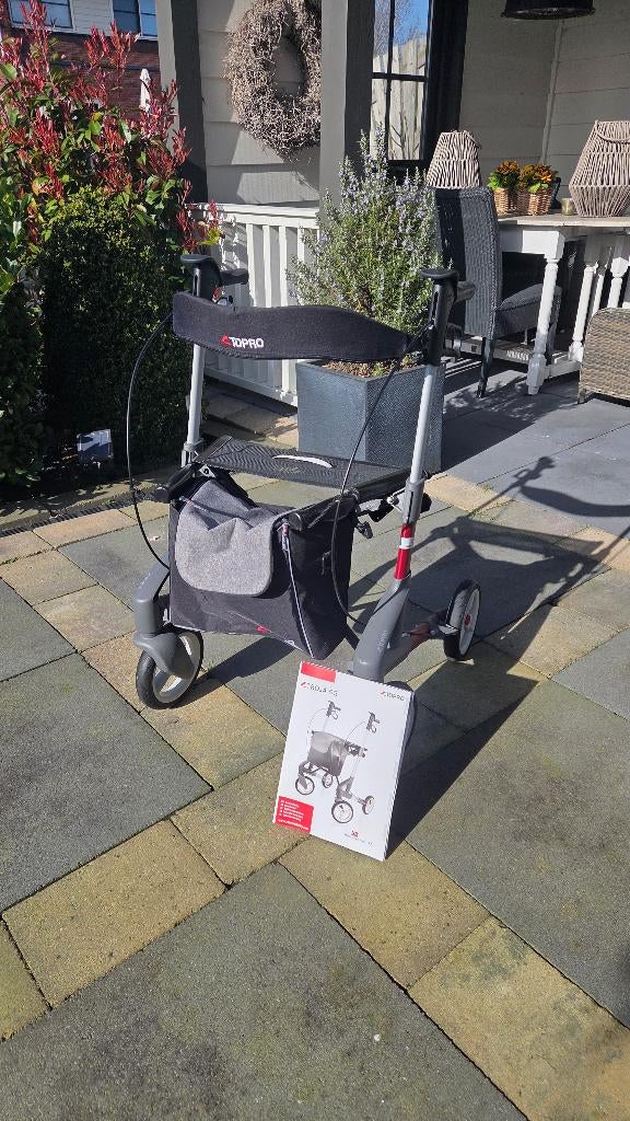 Rollator Topro Troja 5G S (RE) Bordeaux Rood met rugband., Diversen, Ophalen, Opvouwbaar, Zo goed als nieuw