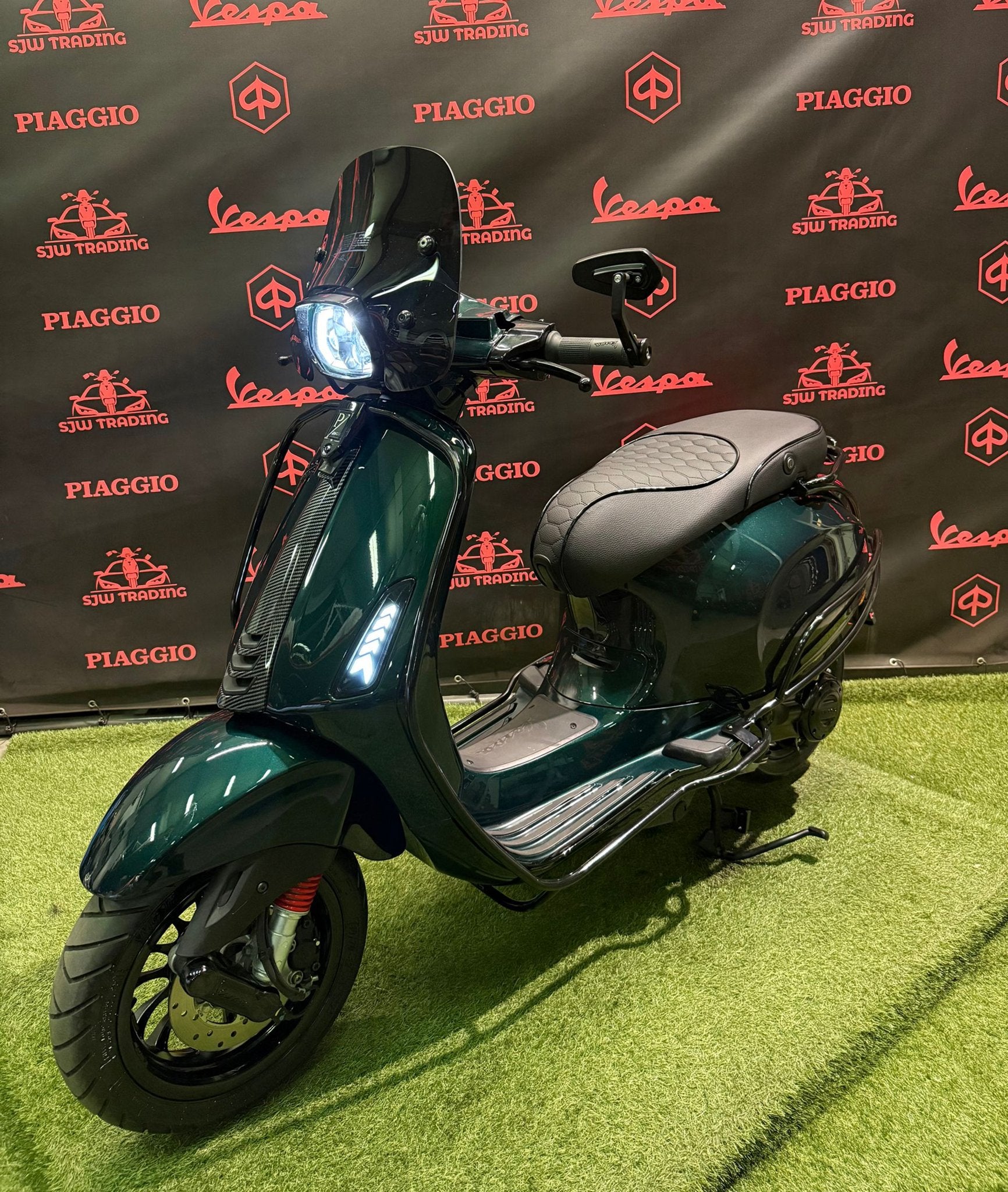 Vespa Sprint 2022 Brom! Jaguar Green / RS Zadel / Garantie!