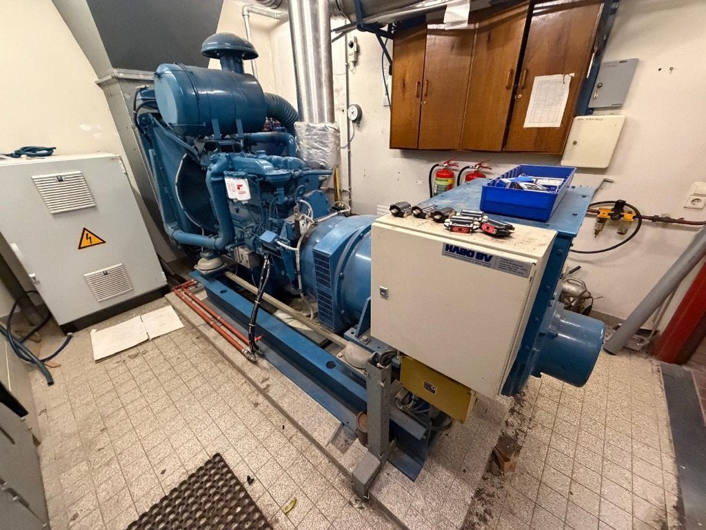 Noodstroomaggregaat MAN 280 KW / 325 KVA, Doe-het-zelf en Verbouw, Ophalen of Verzenden, Gebruikt, 30 kVA of meer, Dieselolie