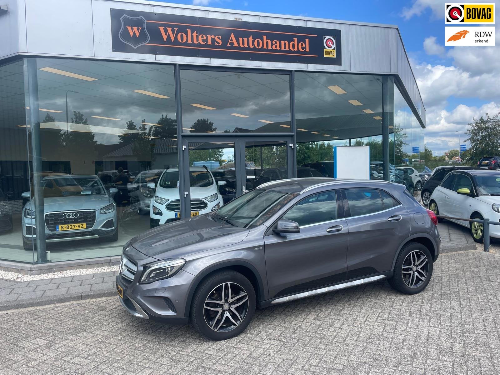 Mercedes-Benz GLA-klasse 200 Prestige, Automatische klimaatregeling, Gebruikt, 715 kg, Leder en Stof