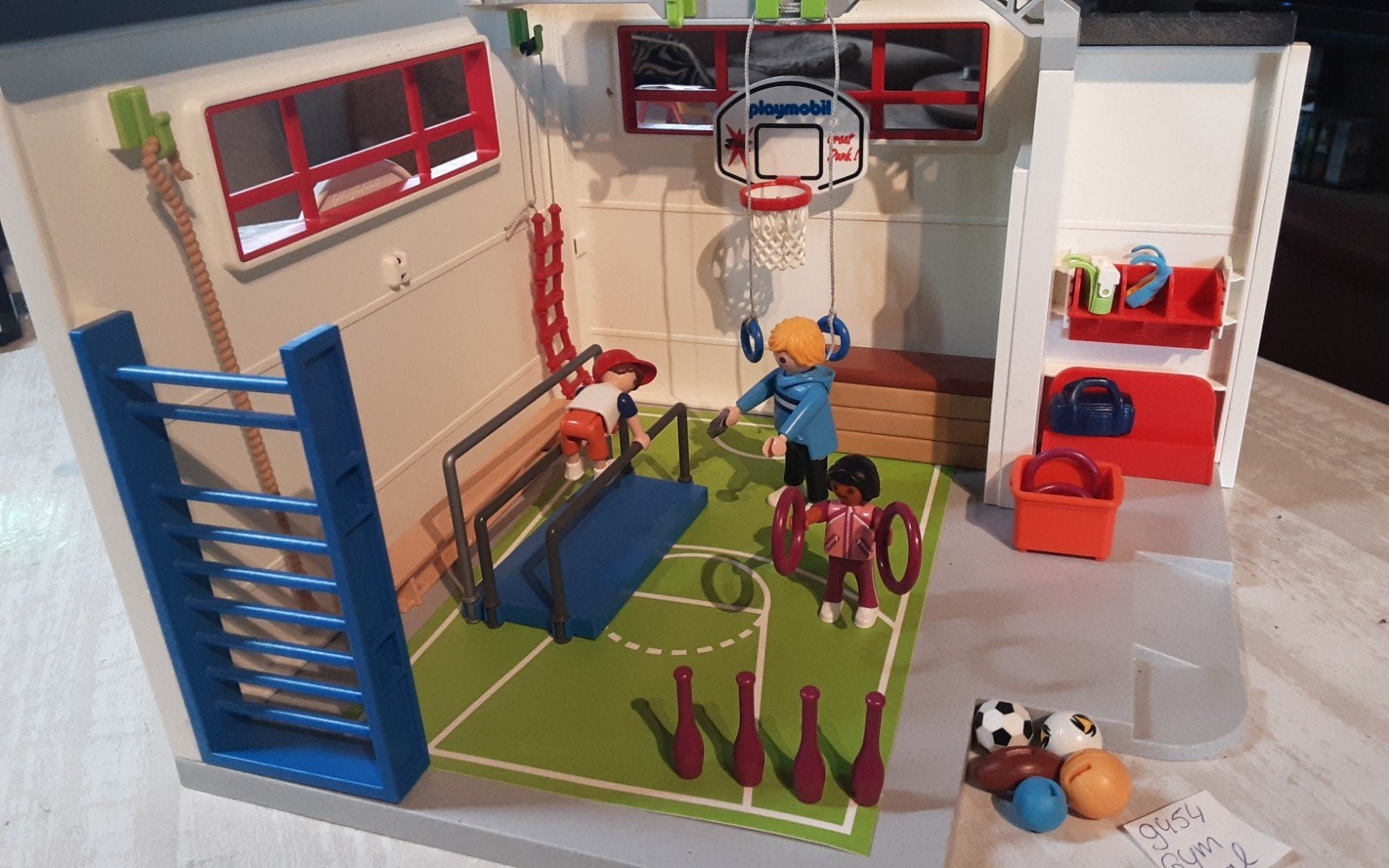 9454 sportlokaal voor school, Gebouw, Complete set, Zo goed als nieuw, Family fun