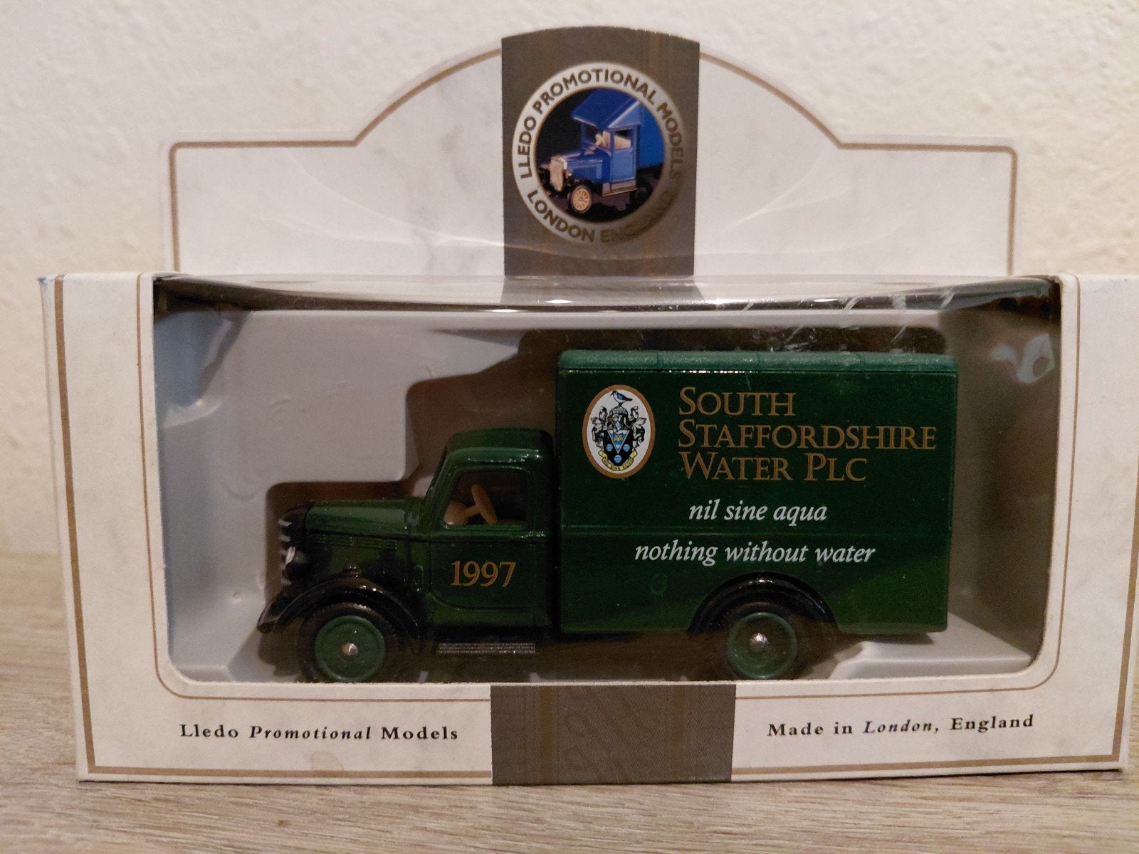 'South Staffordshire Water' Bedford Truck, Hobby en Vrije tijd, Modelbouw | Auto's en Voertuigen, Overige merken, Verzenden, 1:32 tot 1:50