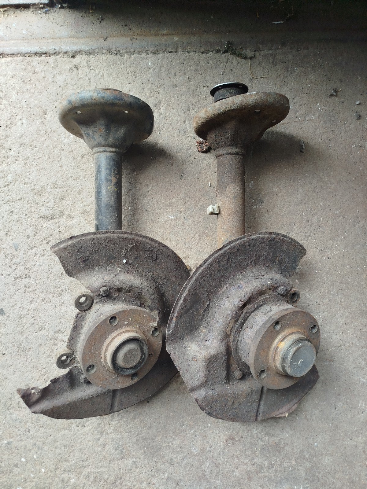 BMW E30 Veerpoot Links & Rechts 45mm, Ophalen, Gebruikt, BMW