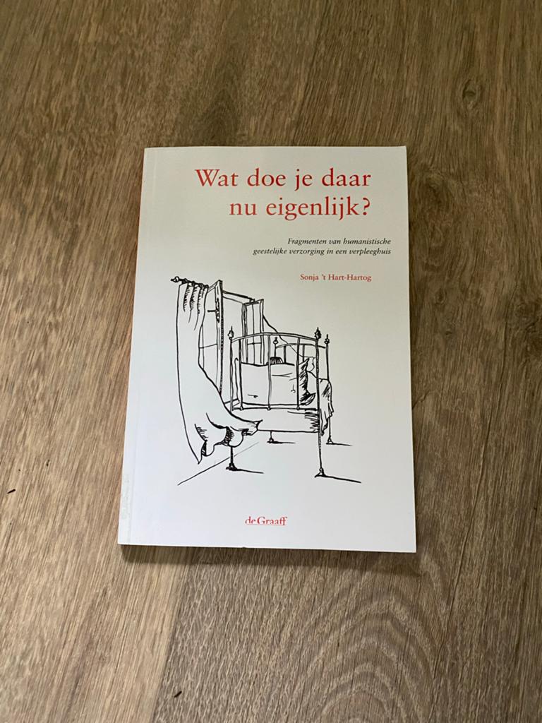 Wat doe je daar nu eigenlijk? Sonja 't Hartog, Ophalen of Verzenden, Zo goed als nieuw