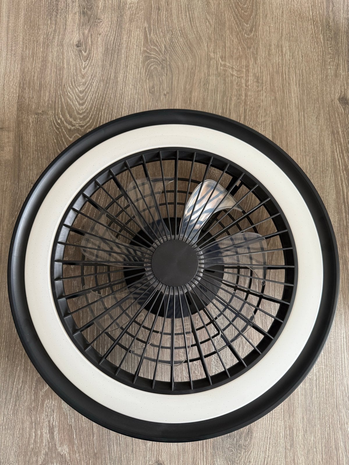 Brilliant plafondventilator met LED, Witgoed en Apparatuur, Ventilatoren, Ophalen, Ventilator met afstandsbediening, Zo goed als nieuw