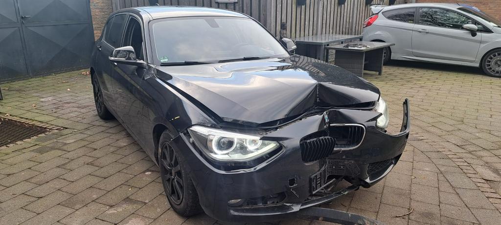 BMW 1-Serie 116I, Auto's, BMW, 1-Serie, 4 cilinders, Zwart, 1200 kg