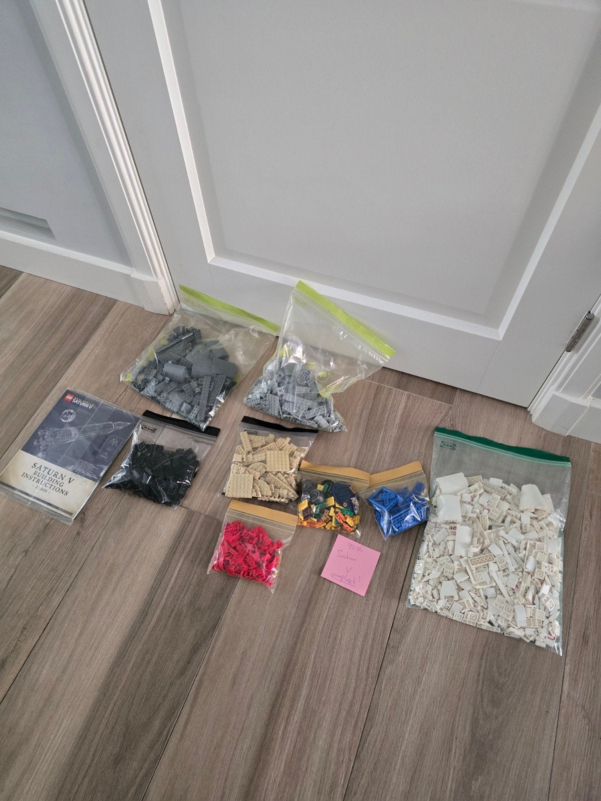 lego 92176 / 21309 saturn V raket / saturn 5, Lego, Ophalen of Verzenden, Inclusief minifiguren, Complete set