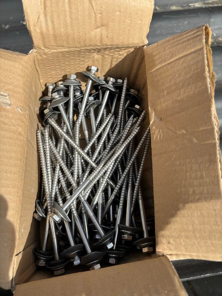 Nieuwe RVS Golfplaatbouten H3S Set M7x170 (500 stuks), Doe-het-zelf en Verbouw, 100 tot 250 mm, Nieuw, Ophalen of Verzenden, Rvs