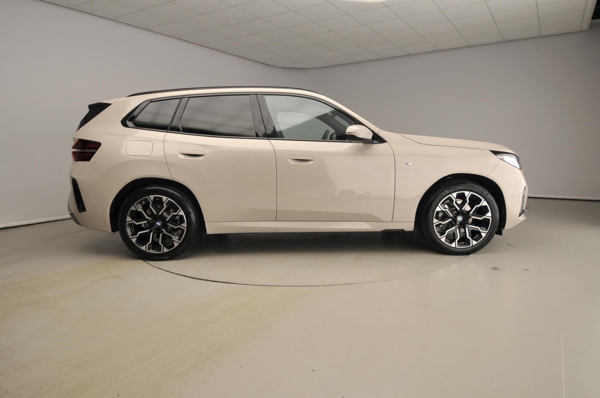 BMW X3 30e xDrive | M-Sportpakket | LED | Leder | Navigatie, Automaat, Stof, Gebruikt, 4 cilinders