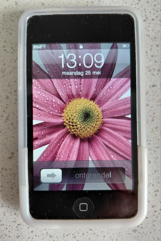 Apple iPod Touch 8GB (2e gen, 2009), Ophalen, Gebruikt, Touch, Zilver
