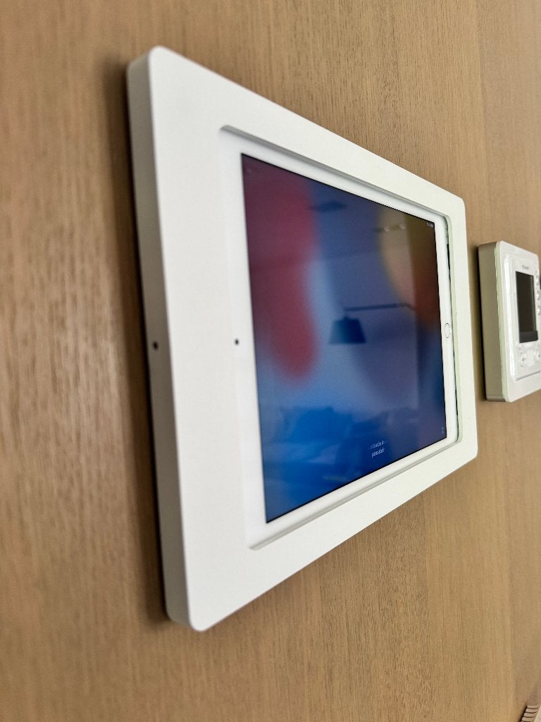 i-Pad wandhouder | muurbeugel | magnetisch | merk: Displine, 10 inch, Overige typen, Ophalen of Verzenden, Zo goed als nieuw