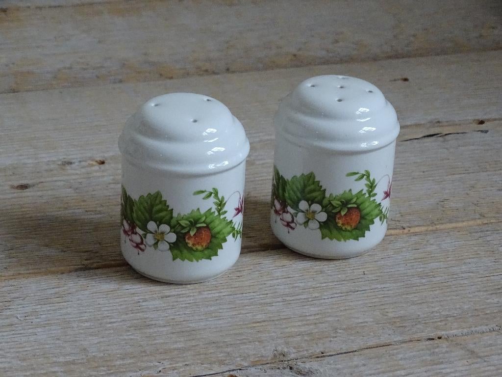 Servies, Marjolein Bastin, Wedgwood, Libelle BOSVRUCHTEN