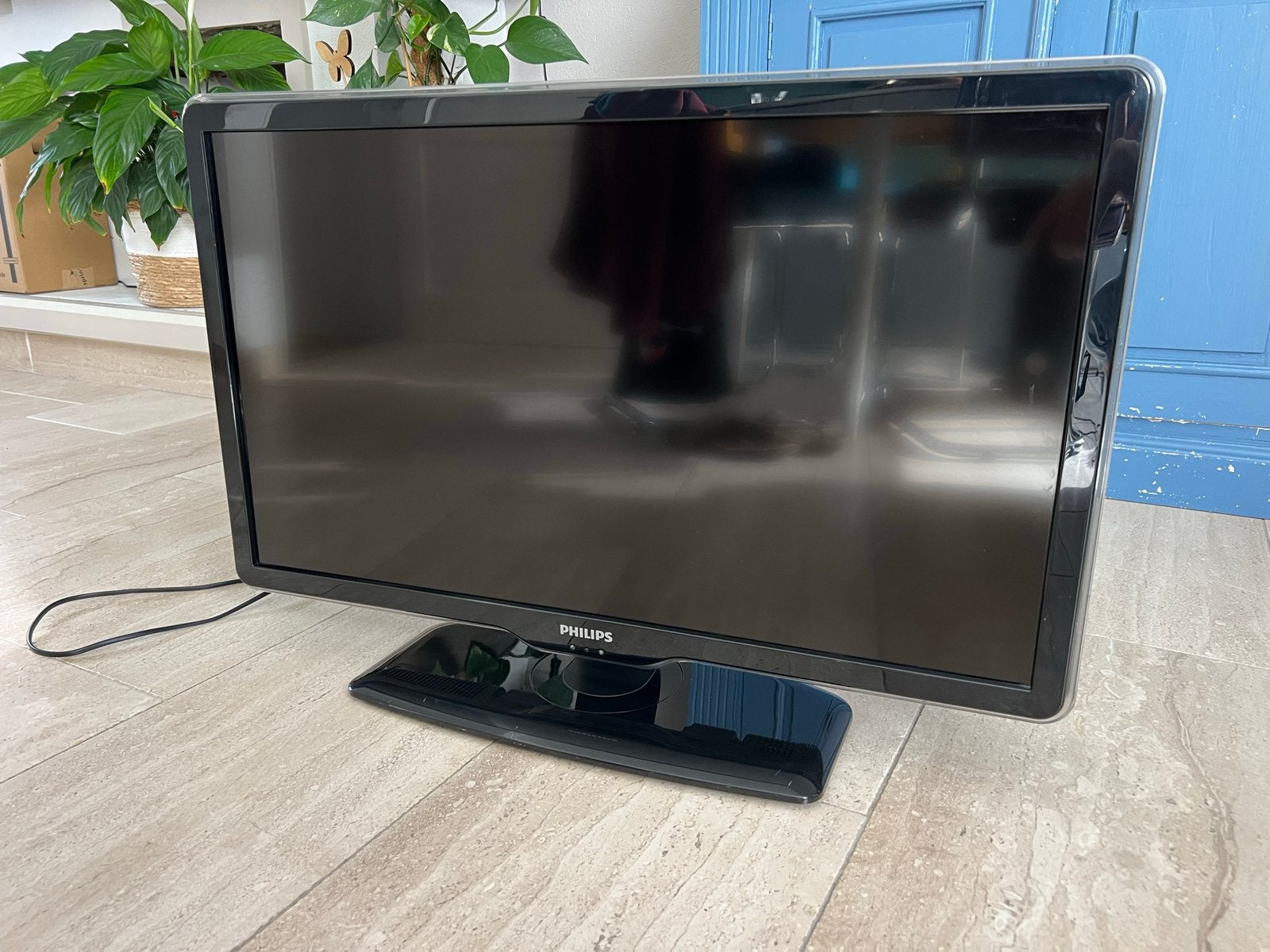 Philips 32PFL7404H/12 LCD TV - 81 cm (32 inch)