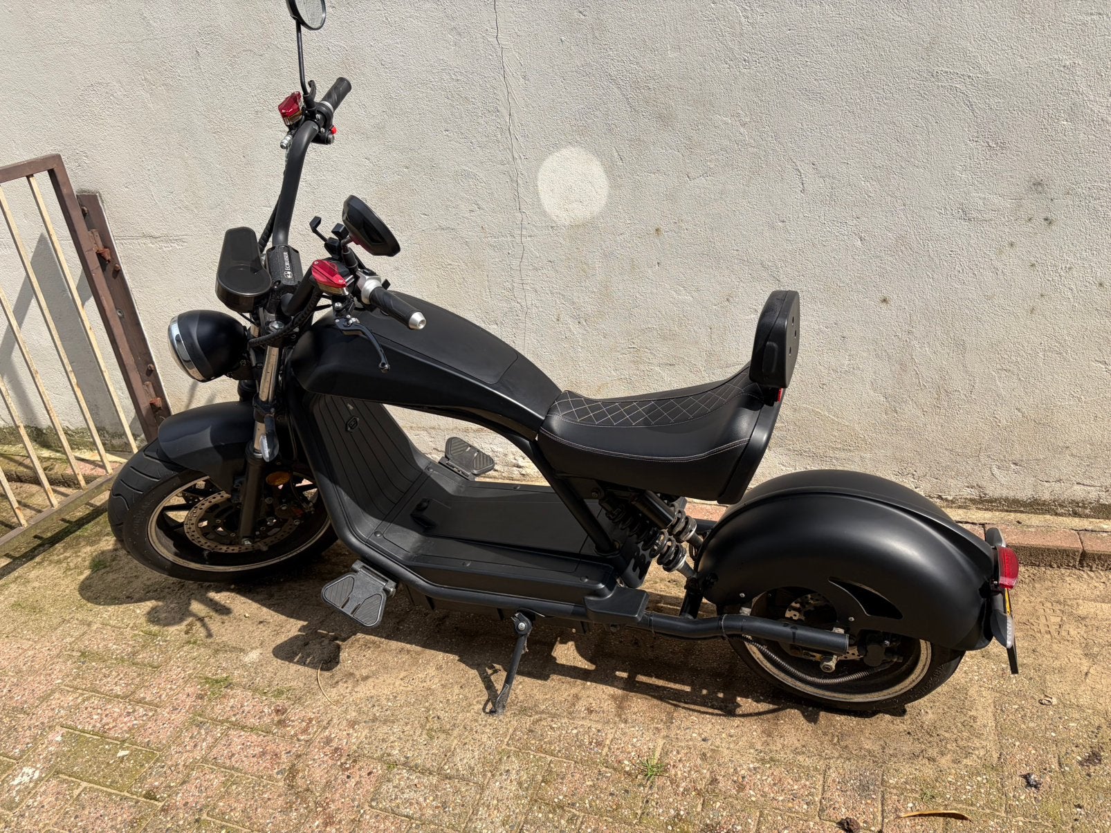Ecruiser Cafecruiser Elektrische bromfiets/scooter mat zwart, Fietsen en Brommers, Gebruikt, Maximaal 45 km/u, Elektrisch, Ophalen