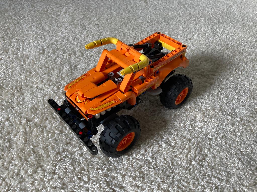 Lego technic monstertruck, Compleet, Lego, Ophalen of Verzenden, Zo goed als nieuw