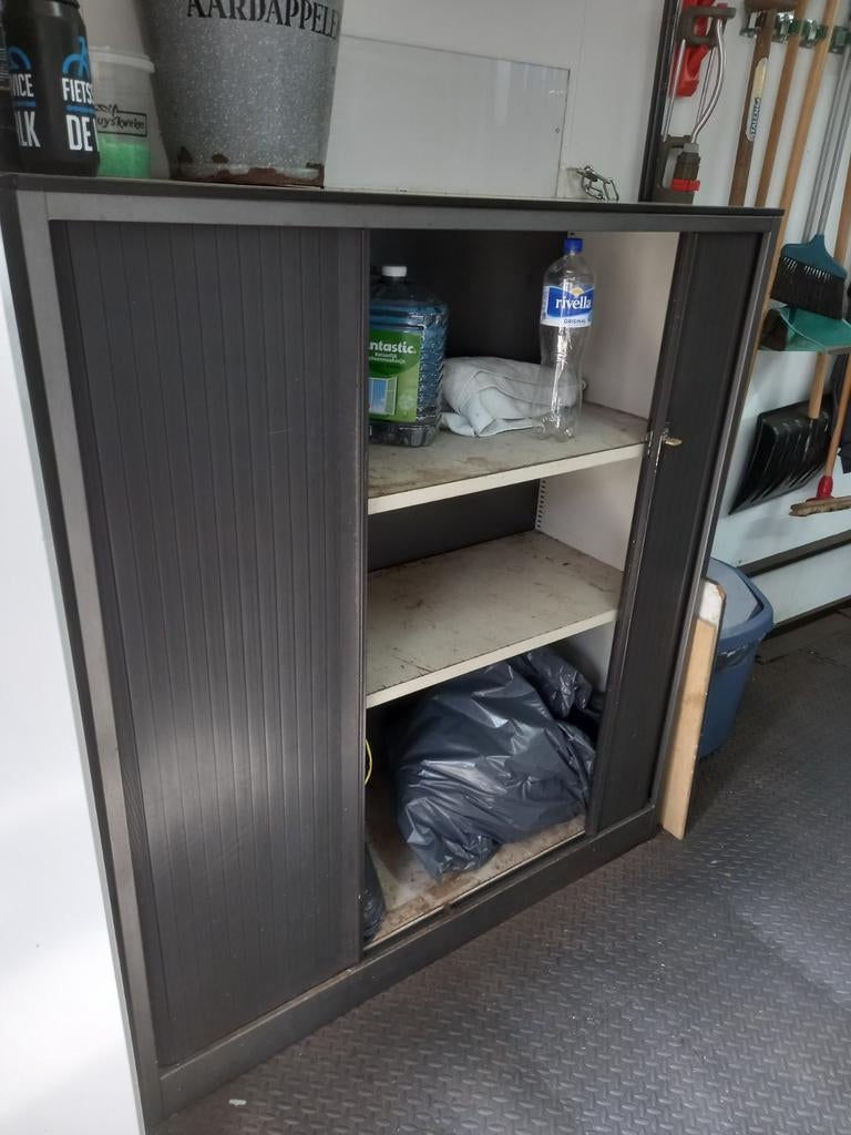 Werkplaats kast / kantoorkast met roldeuren, Gebruikt, 100 tot 150 cm, Meerdere deuren, Ophalen of Verzenden