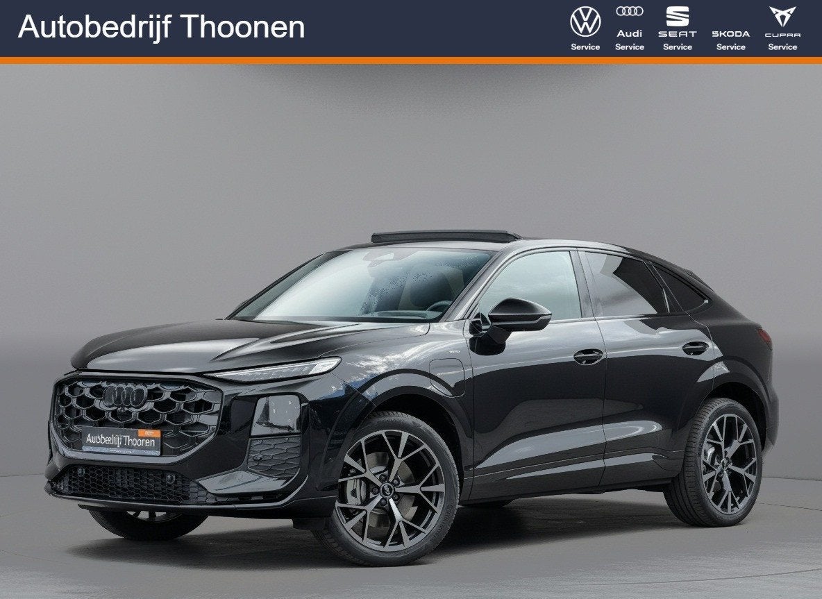 Audi Q3 Sportback 1.5 e-hybrid S edition | Leer | Pano | Tre, 1800 kg, 4 cilinders, Zwart, Hybride Elektrisch/Benzine