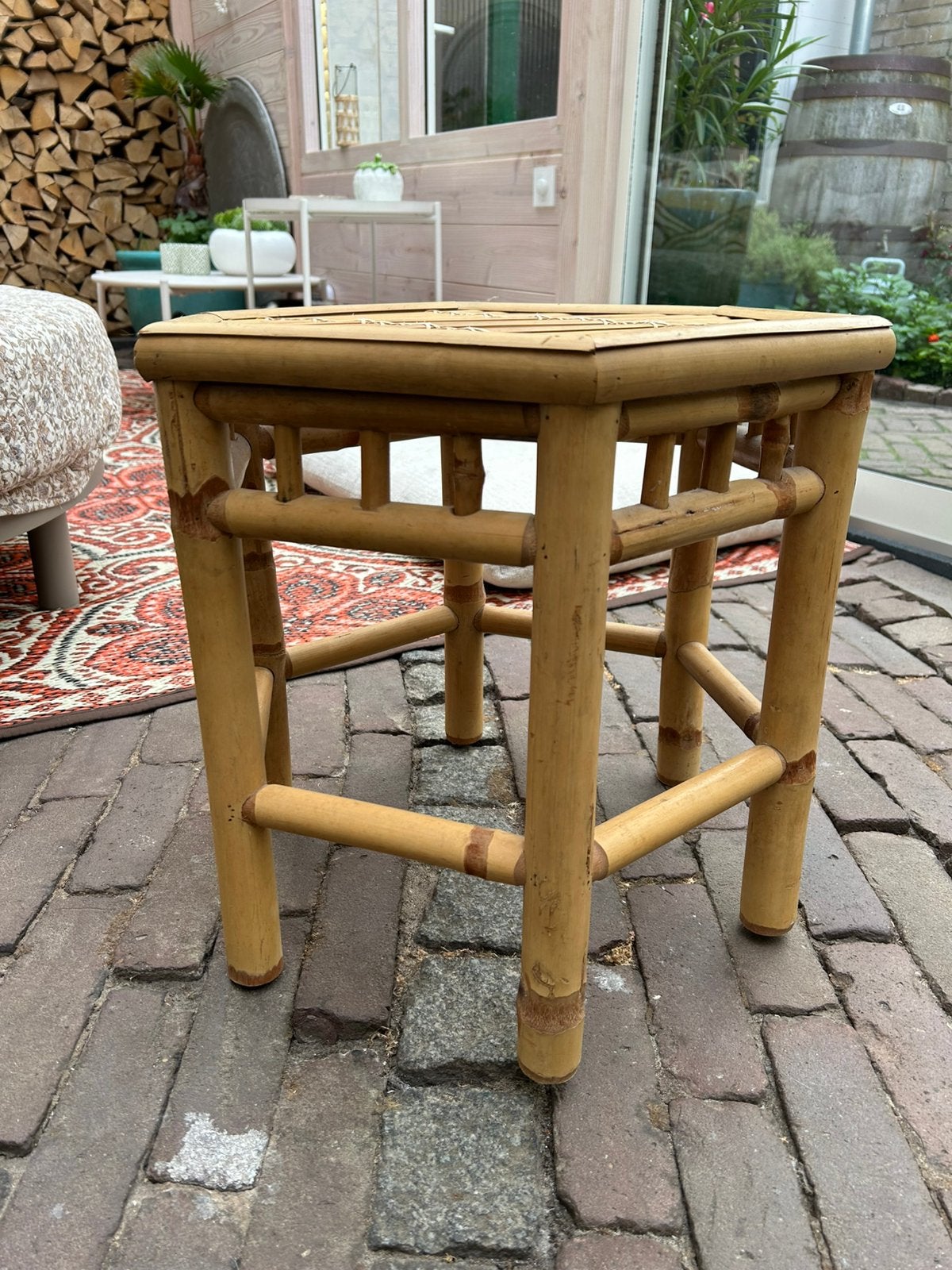 Leuk vintage bamboe tafeltje, Ophalen, Minder dan 55 cm, Zo goed als nieuw, Overige materialen