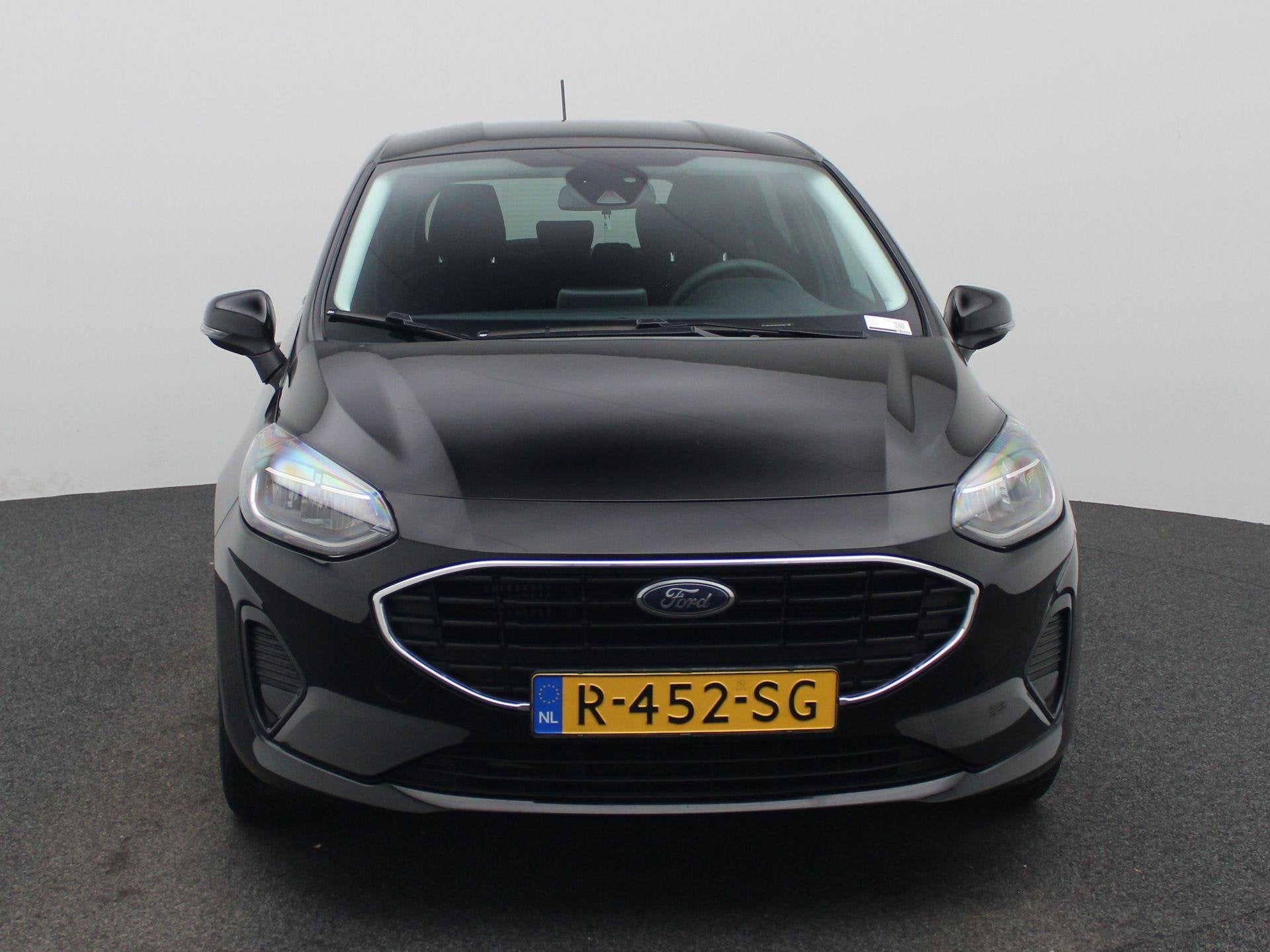 Ford Fiesta Connected | 100PK | NAVIGATIE | PRIVACY GLASS |, Voorwielaandrijving, 12 maanden, Gebruikt, Origineel Nederlands
