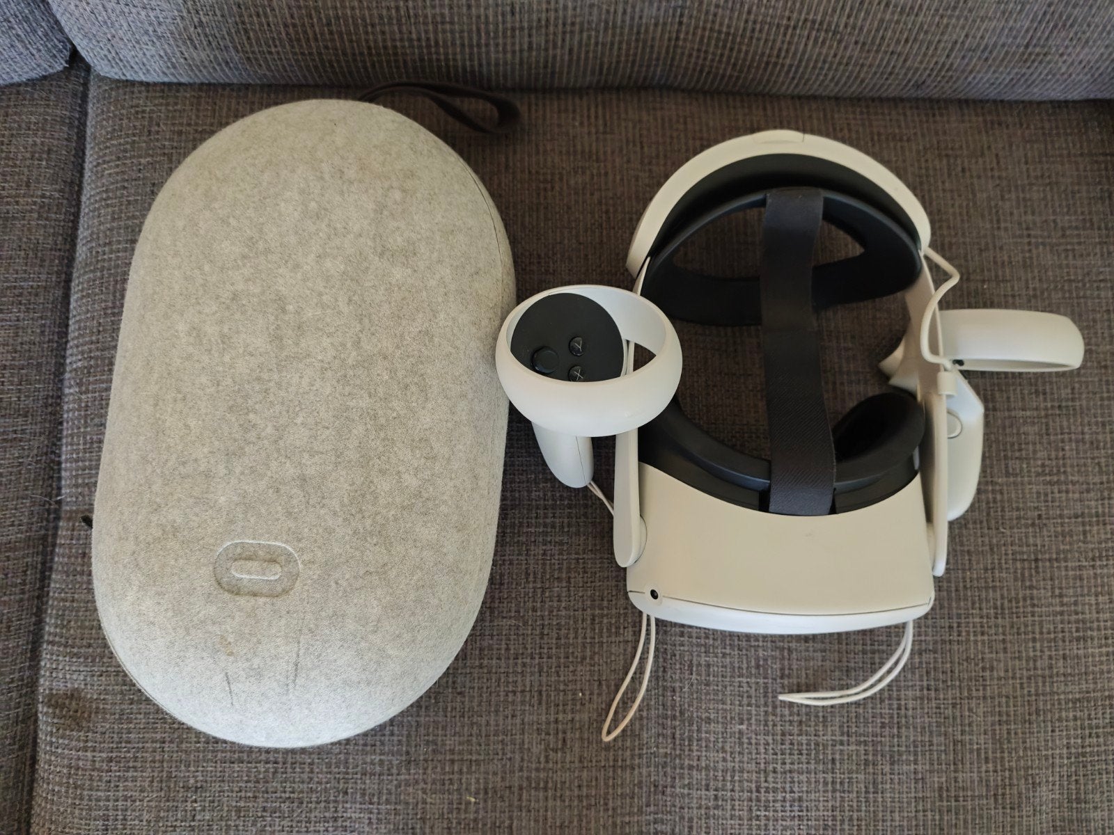 Meta Oculus Quest 2 128GB met Elite Headstrap with battery, Verzenden, Gebruikt, VR-bril, Overige platformen