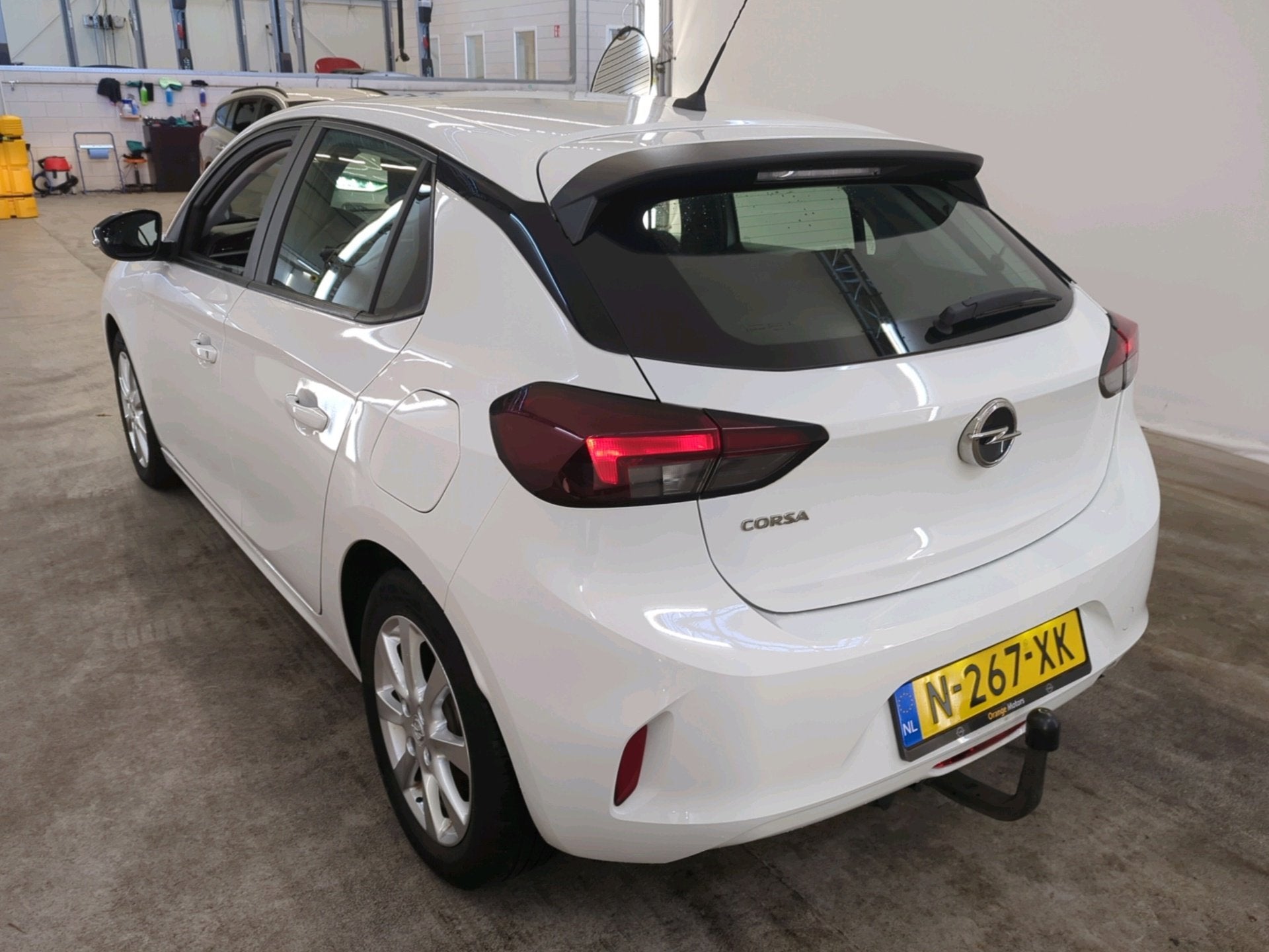 Opel Corsa 1.2 101pk Turbo Edition | Afneembare trekhaak | 1, Auto's, Gebruikt, 24 maanden, Origineel Nederlands, Handgeschakeld